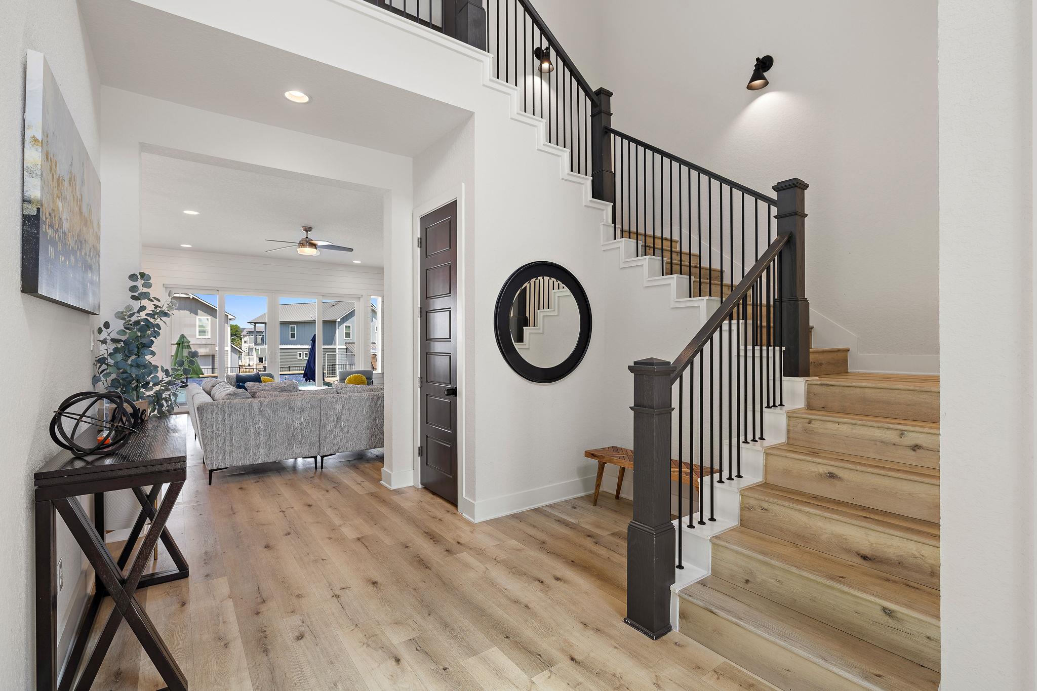 128 Village View Dr, Kingsland, TX 78639