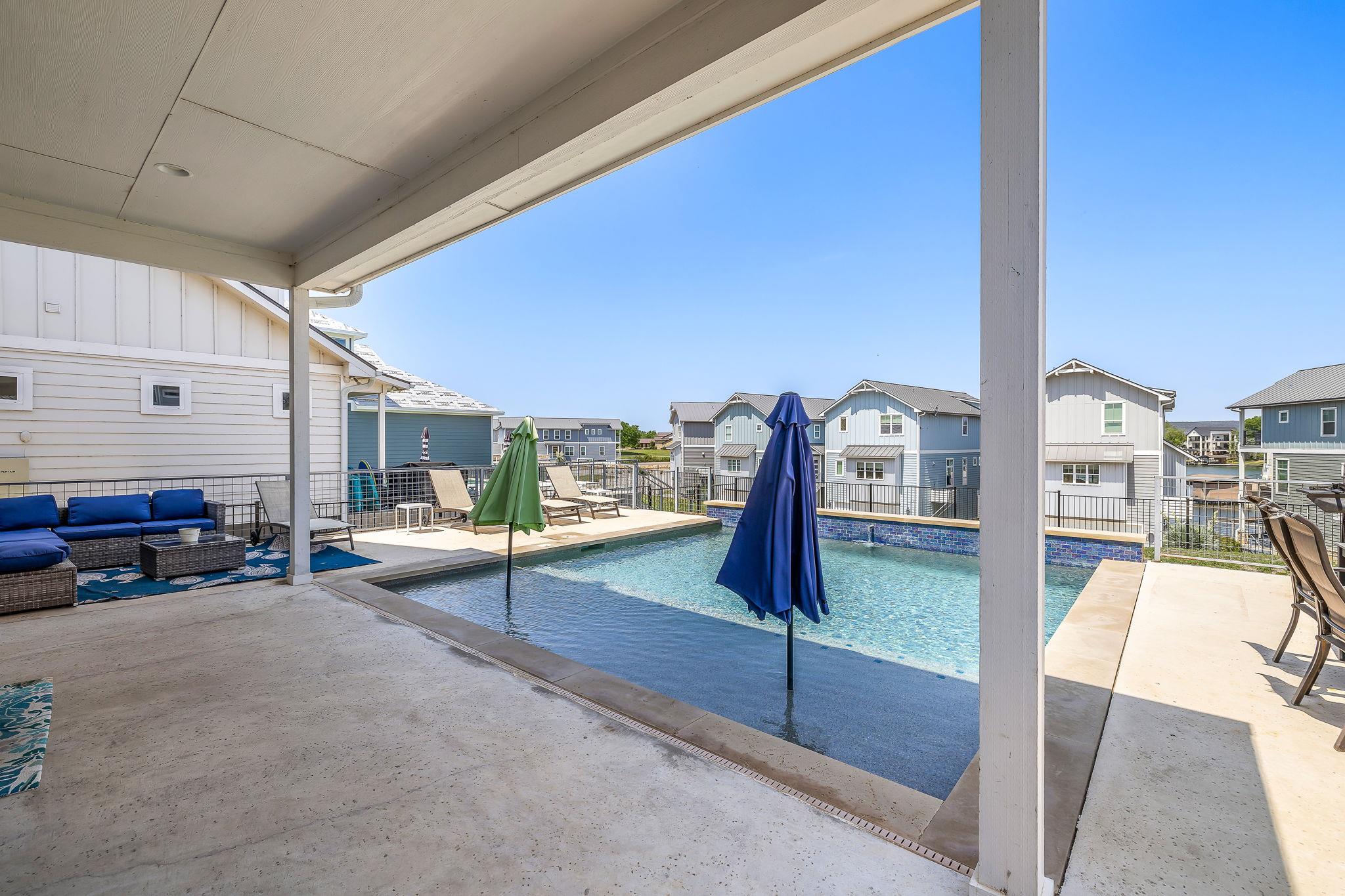 128 Village View Dr, Kingsland, TX 78639