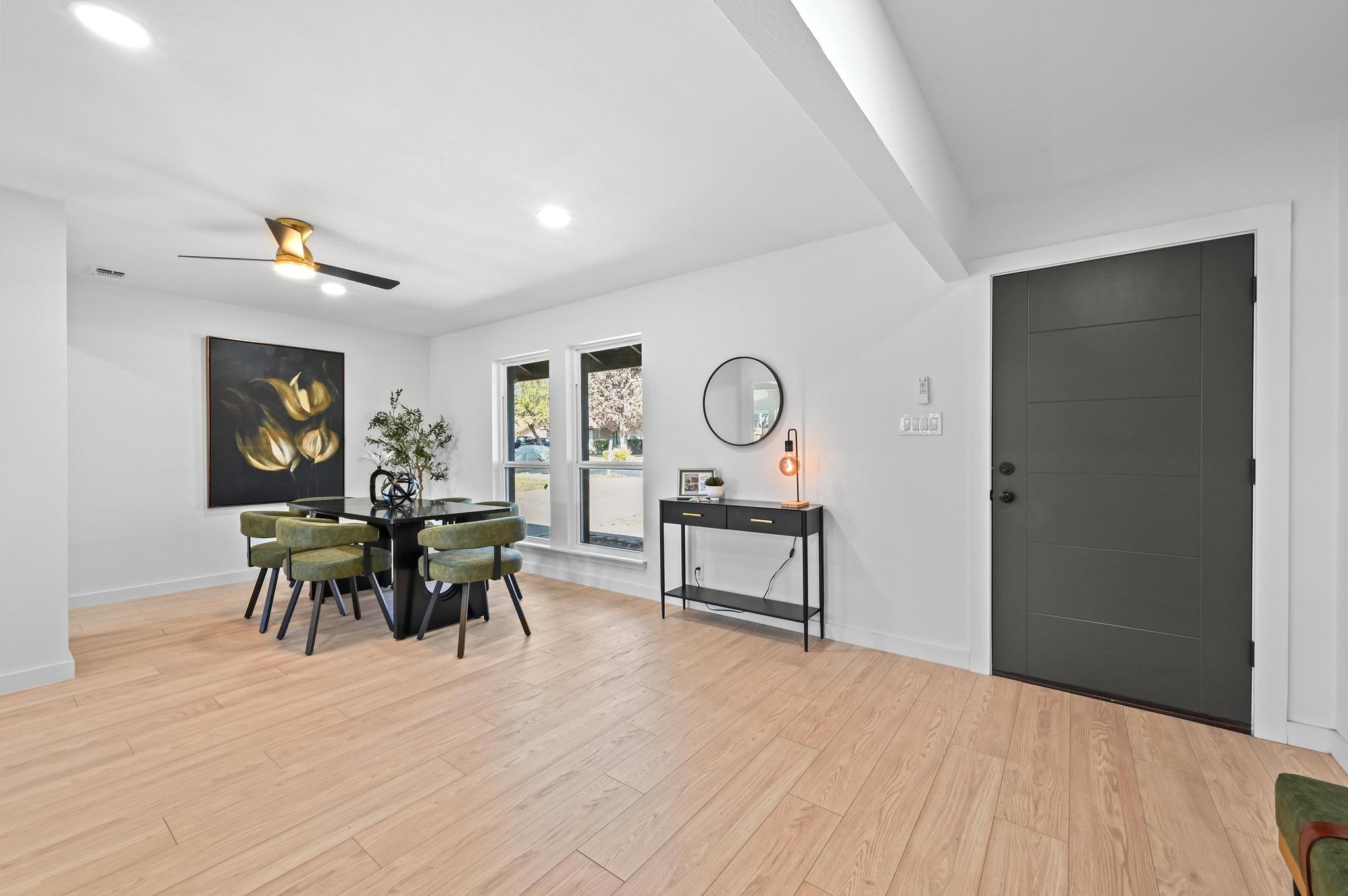 1017 Cripple Creek Dr, Austin, TX 78758