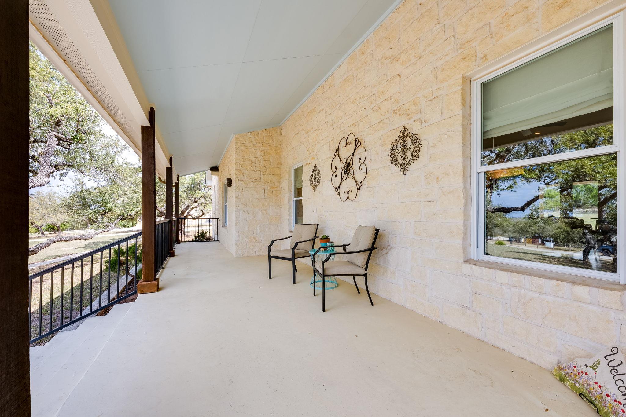 613 Canyon Rim Dr, Dripping Springs, TX 78620