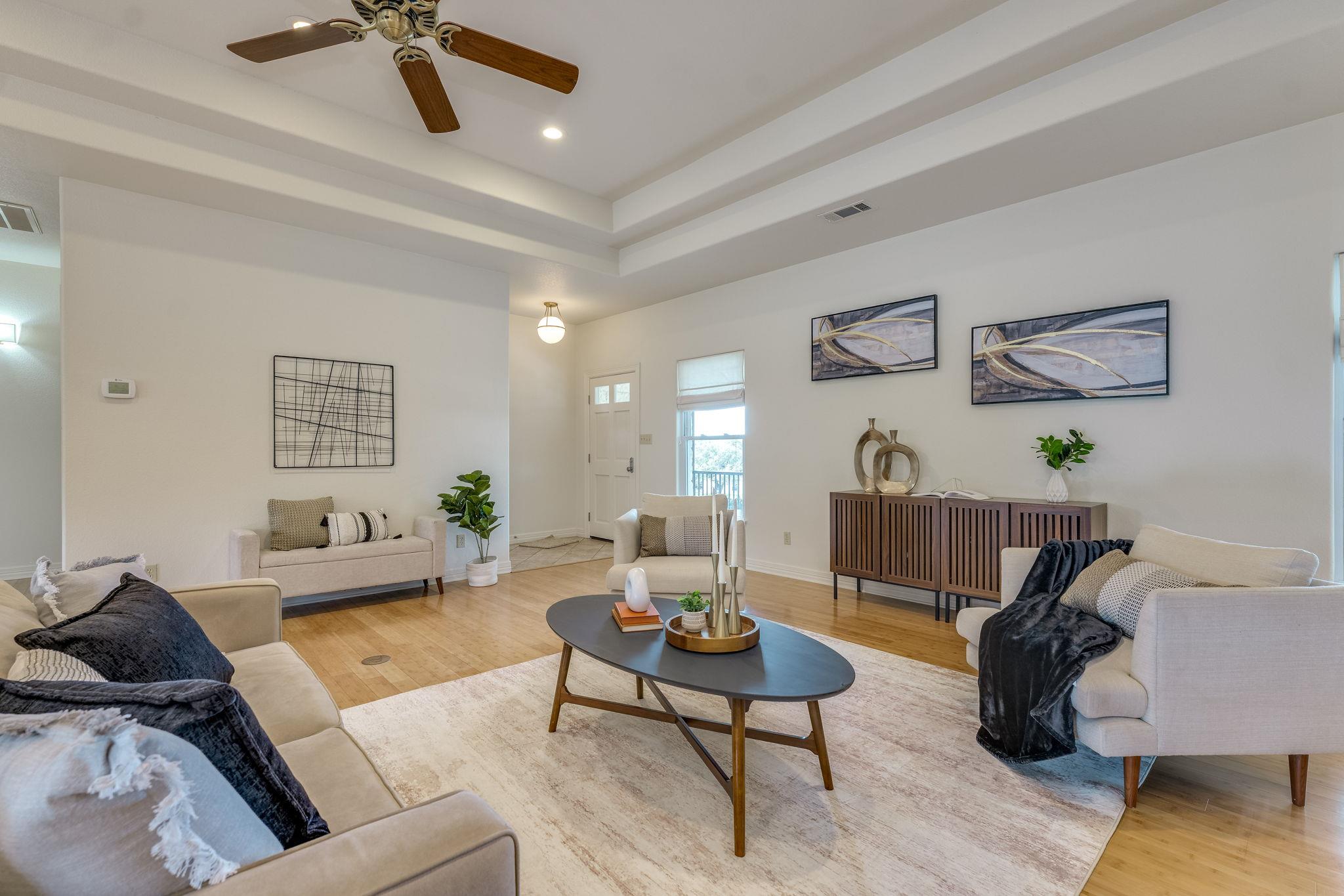 613 Canyon Rim Dr, Dripping Springs, TX 78620