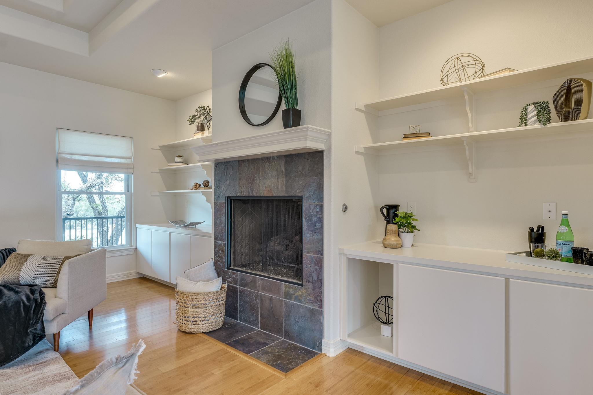 613 Canyon Rim Dr, Dripping Springs, TX 78620