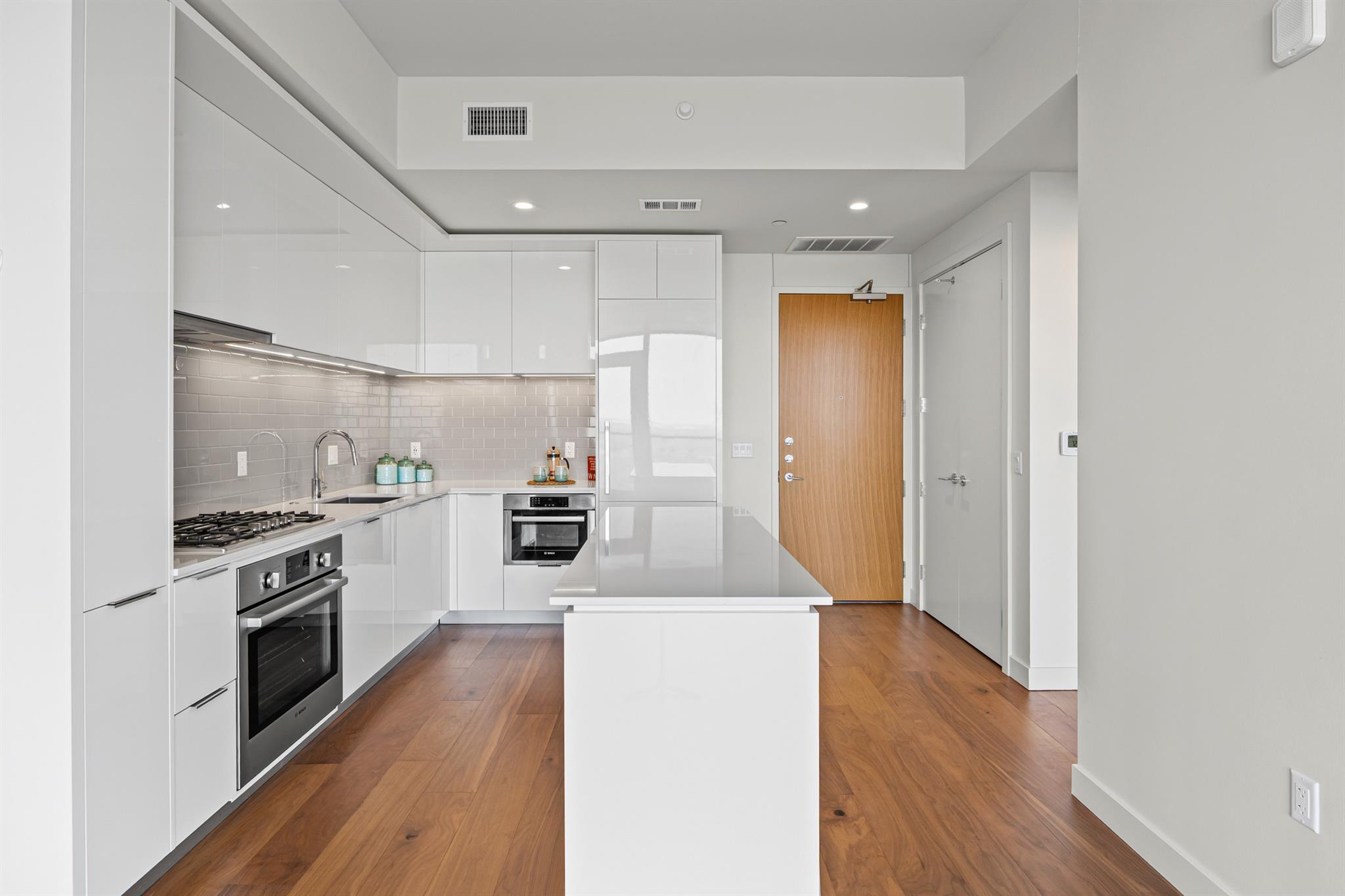 44 East Ave # 3406, Austin, TX 78701