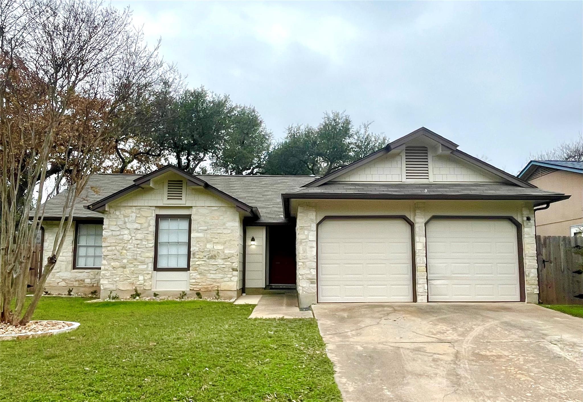 703 Twin Oak Trl, Cedar Park, TX 78613