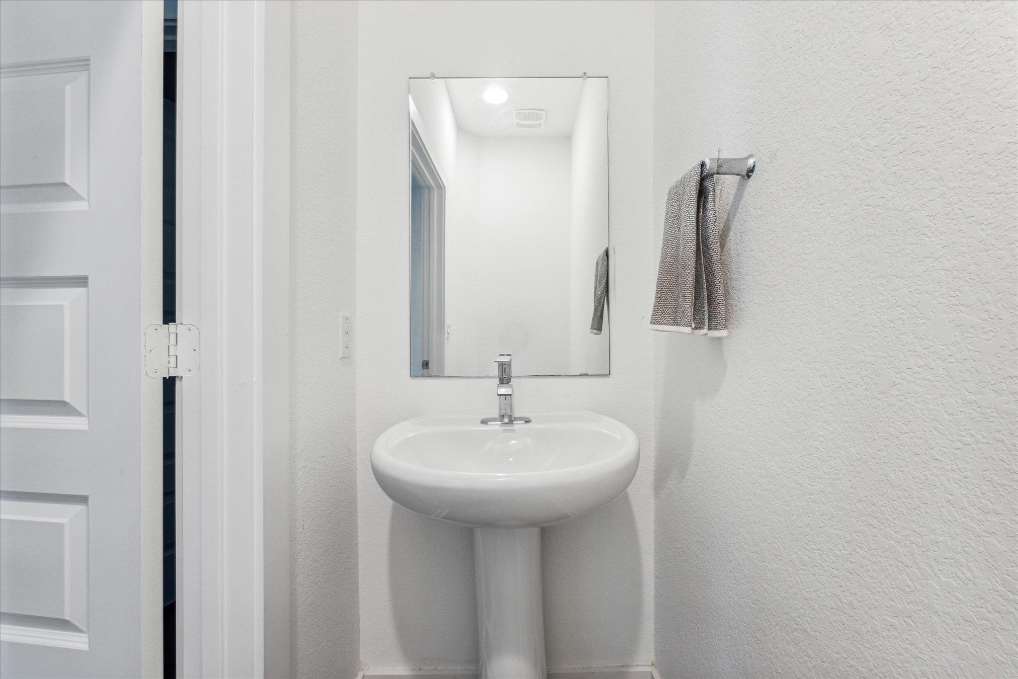 7916 Linnie Ln Ln, Austin, TX 78724