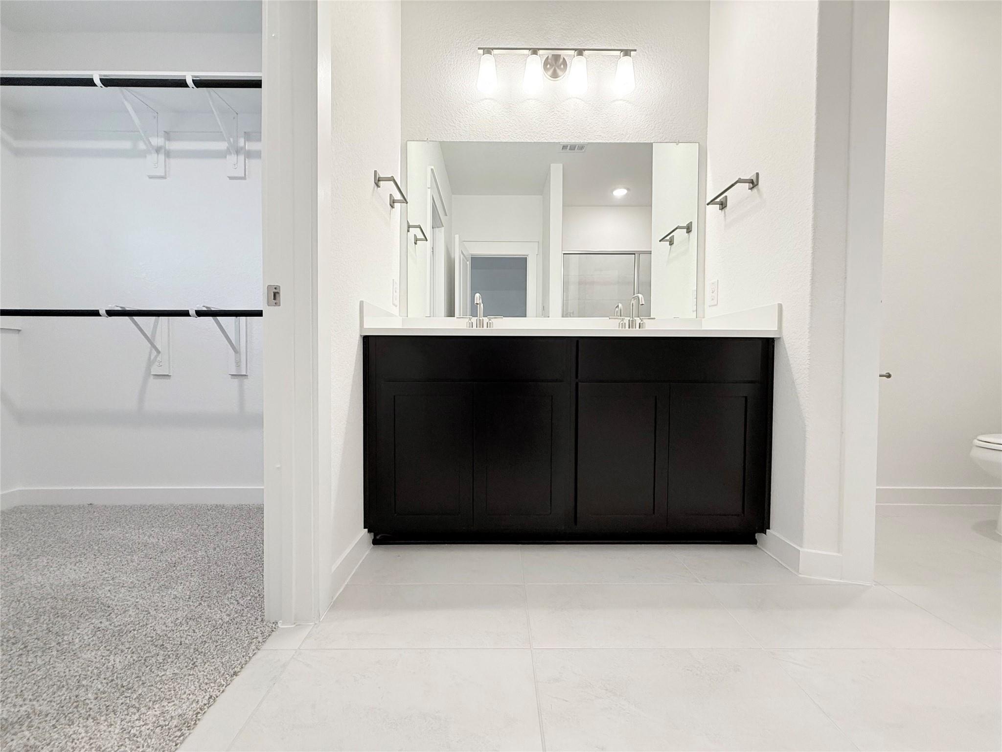 148 Hartson Dr, Taylor, TX 76574