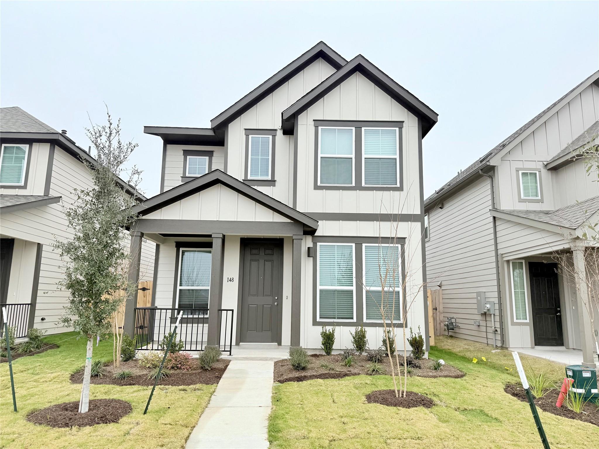 148 Hartson Dr, Taylor, TX 76574