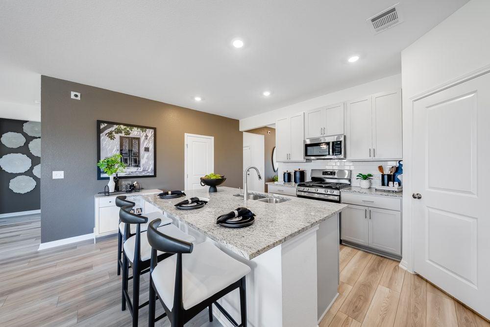 14033 Axel Johanson Dr, Del Valle, TX 78617