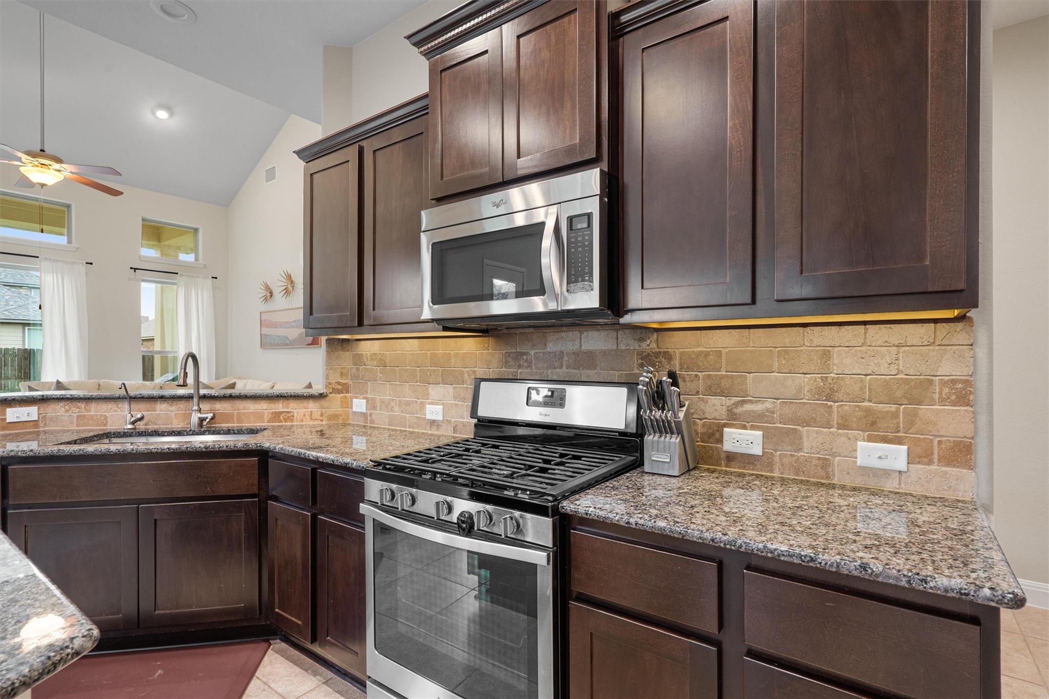 18024 Misty Harbor Dr, Pflugerville, TX 78660