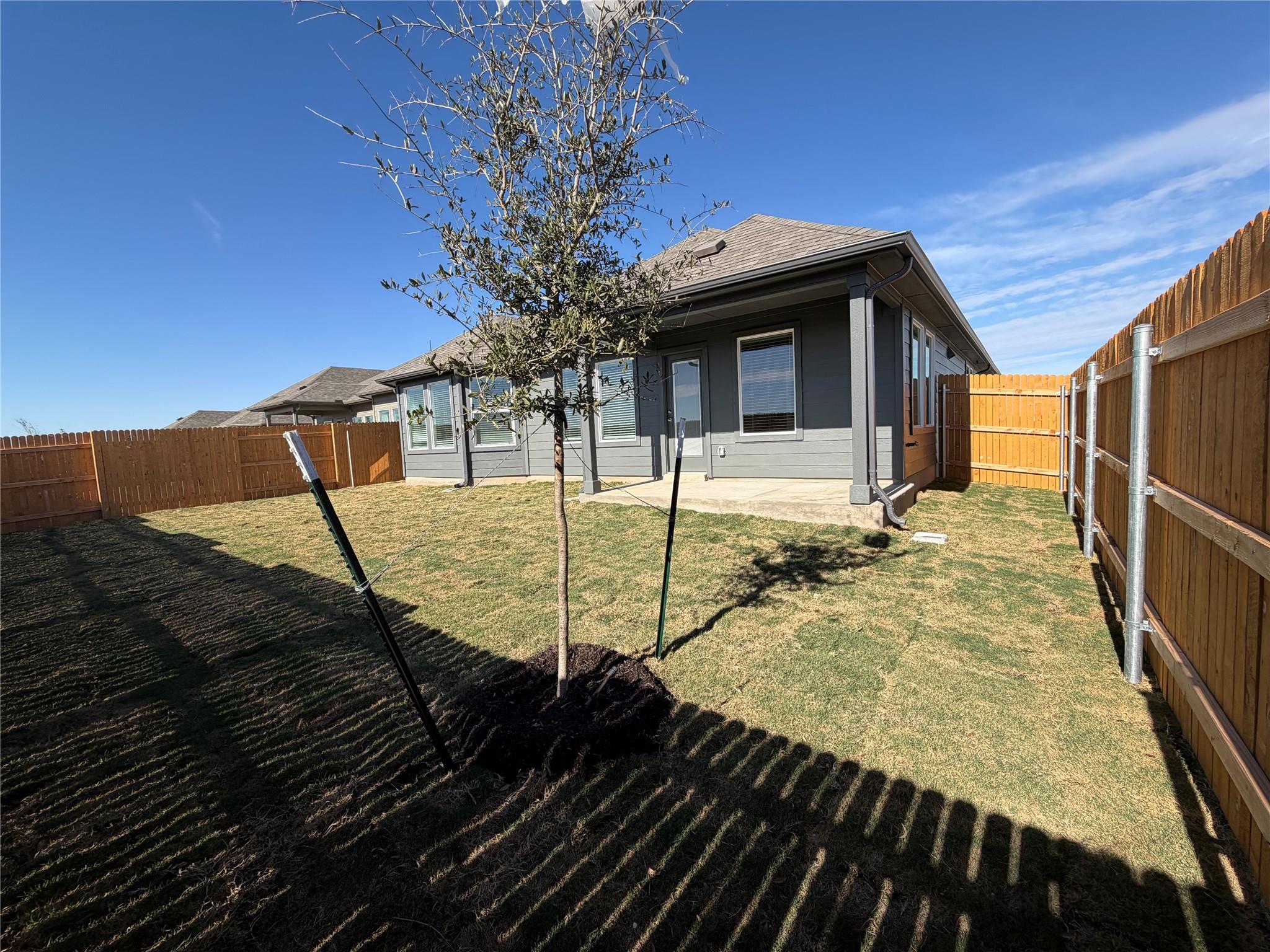 208 Pico St, Hutto, TX 78634