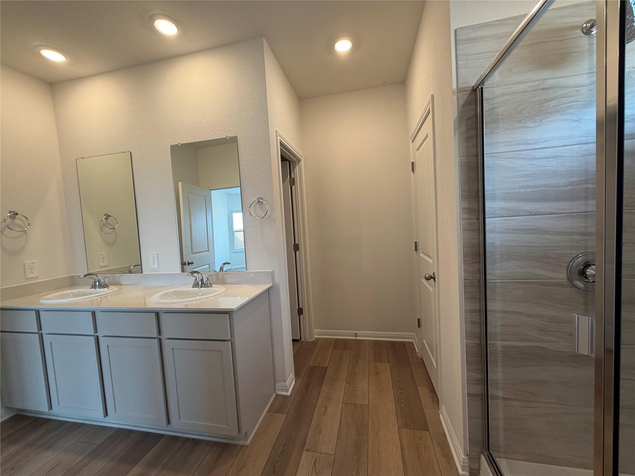 111 Holmby Dr, Hutto, TX 78634