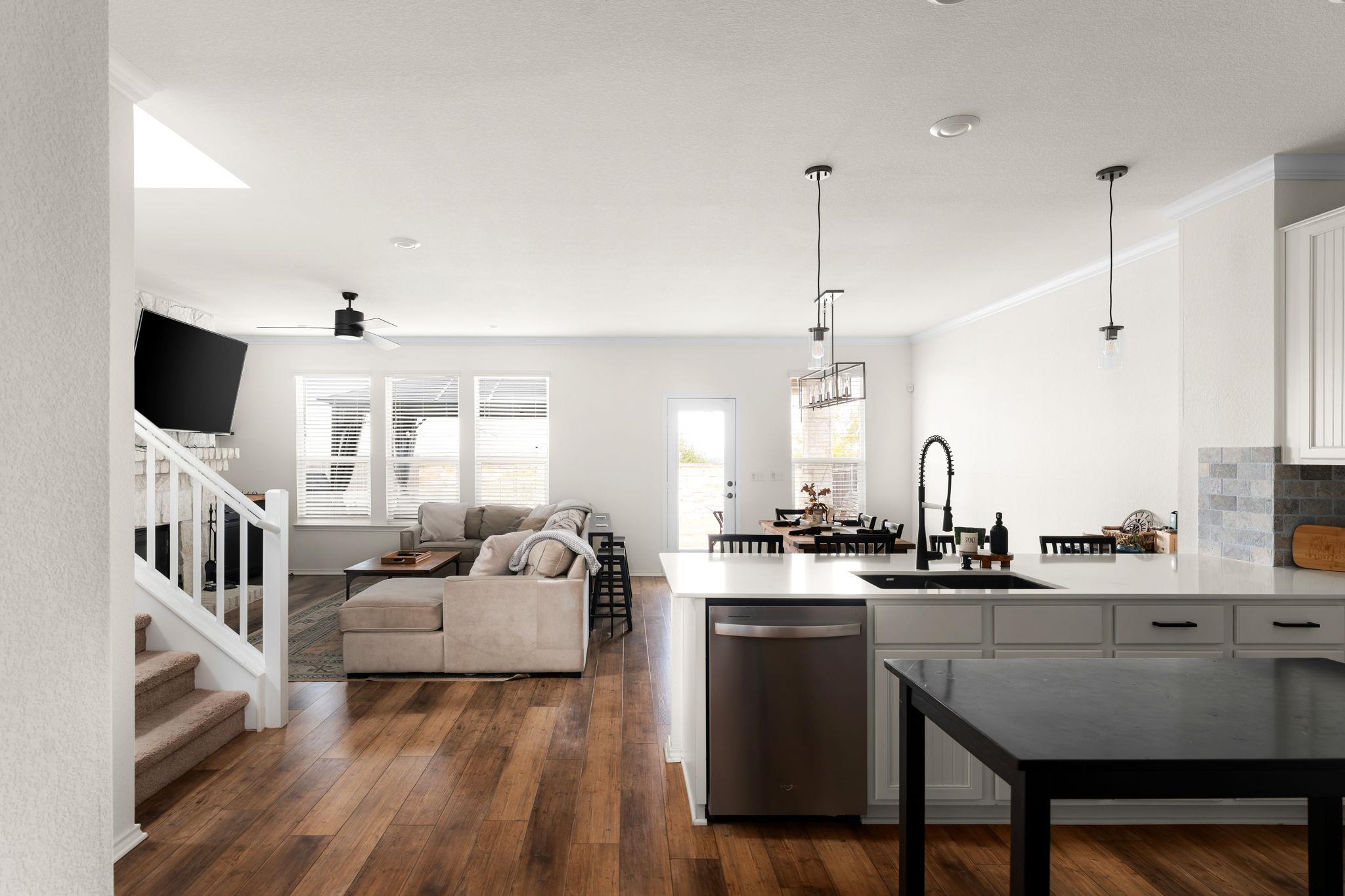 7810 Song Sparrow Dr # 2, Austin, TX 78744