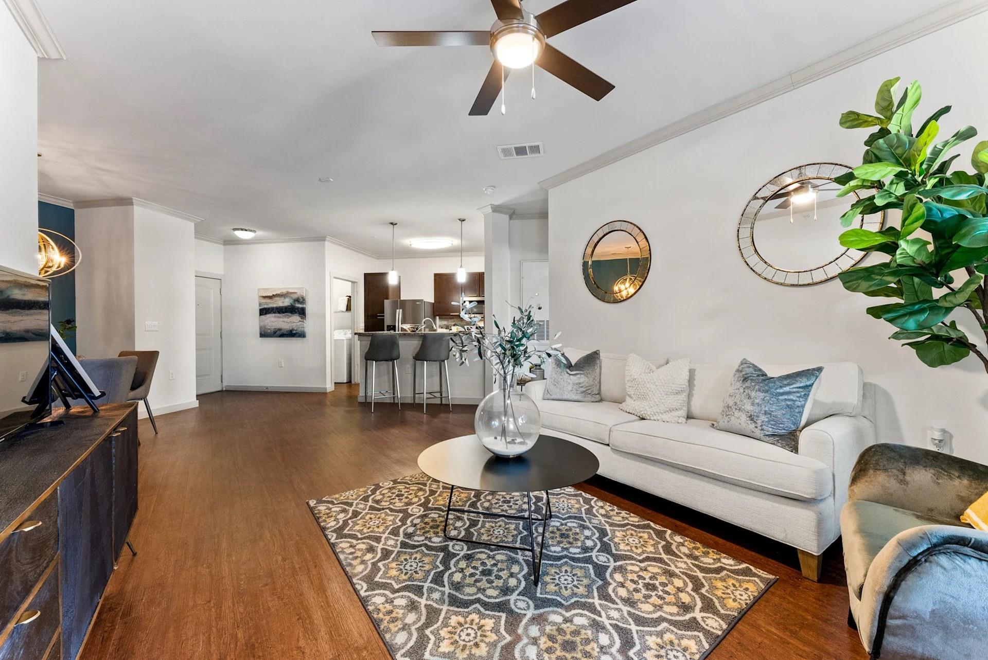 10800 Lakeline Blvd # 13202, Austin, TX 78717