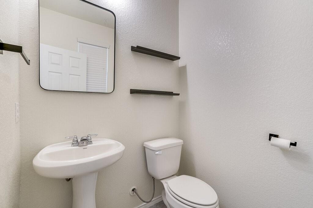 624 Kolbo Dr, Round Rock, TX 78665