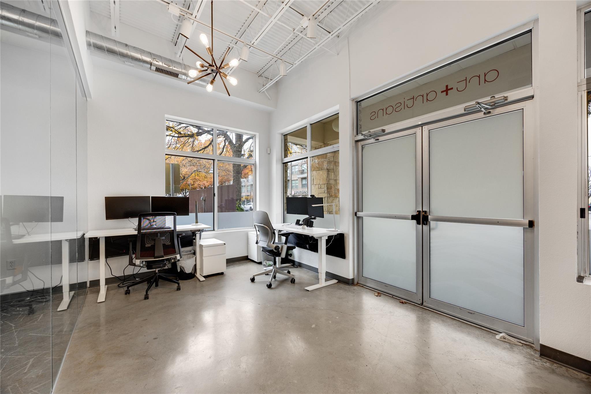 2401 E 6th St # 2017, Austin, TX 78702