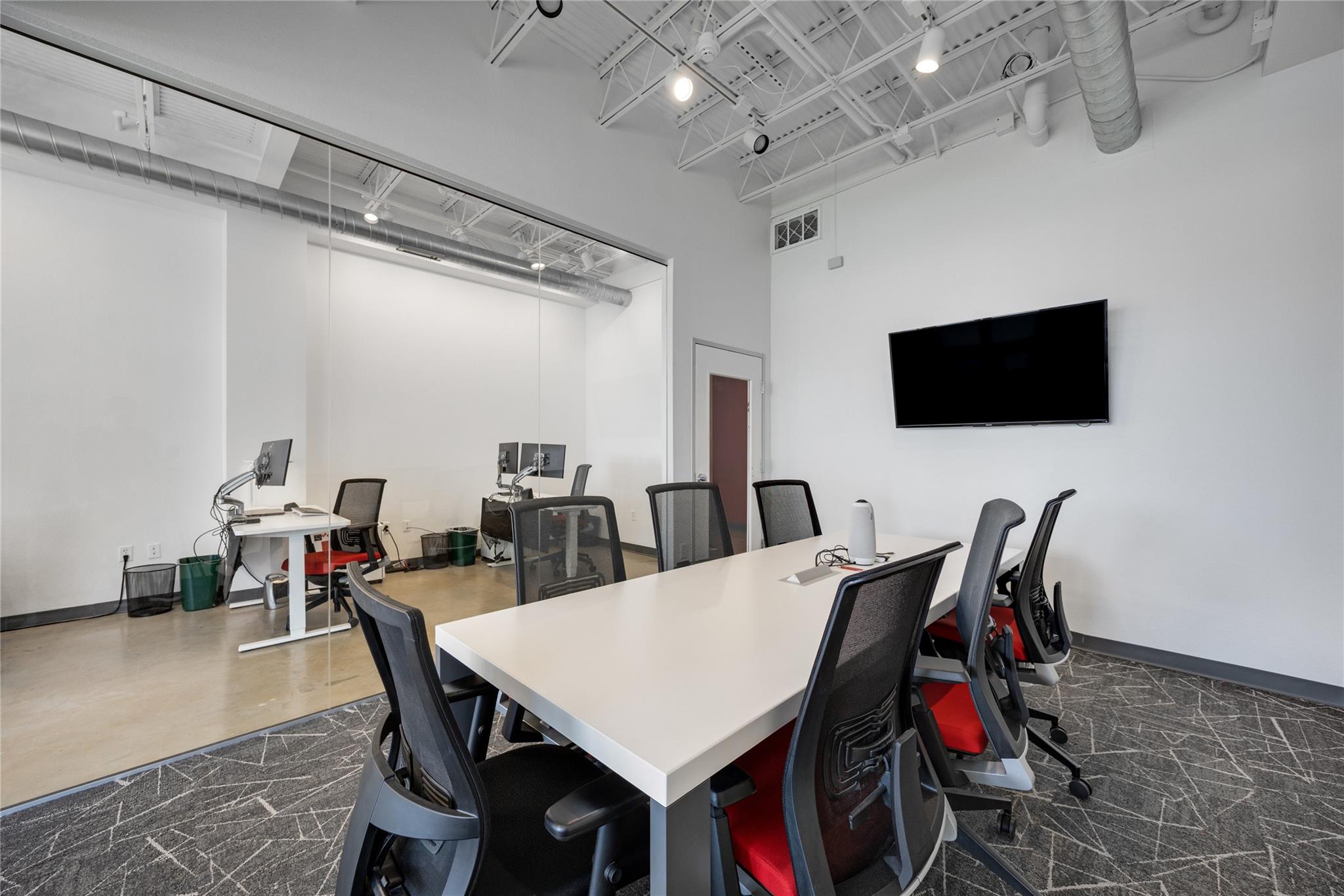 2401 E 6th St # 2017, Austin, TX 78702