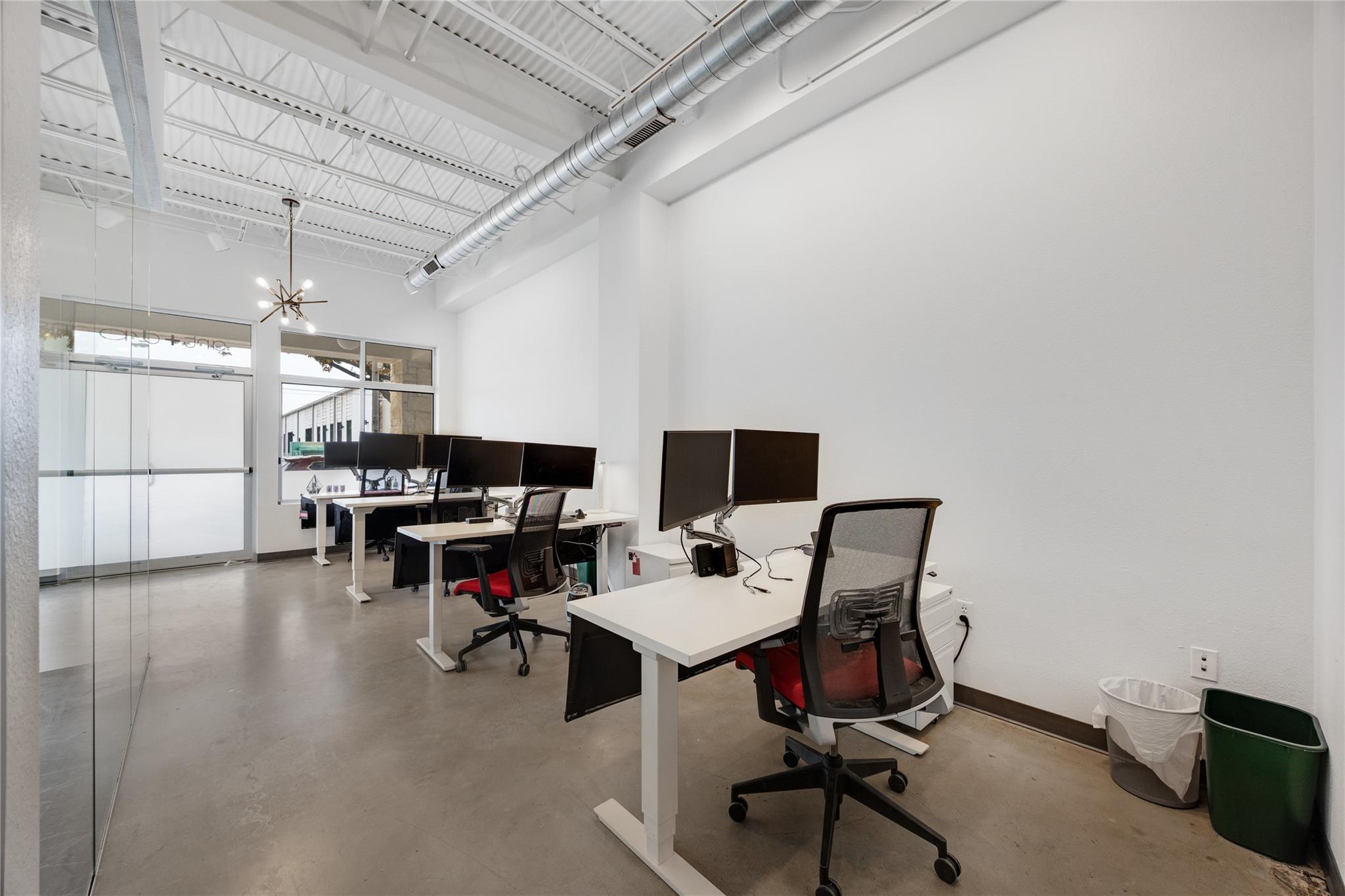 2401 E 6th St # 2017, Austin, TX 78702