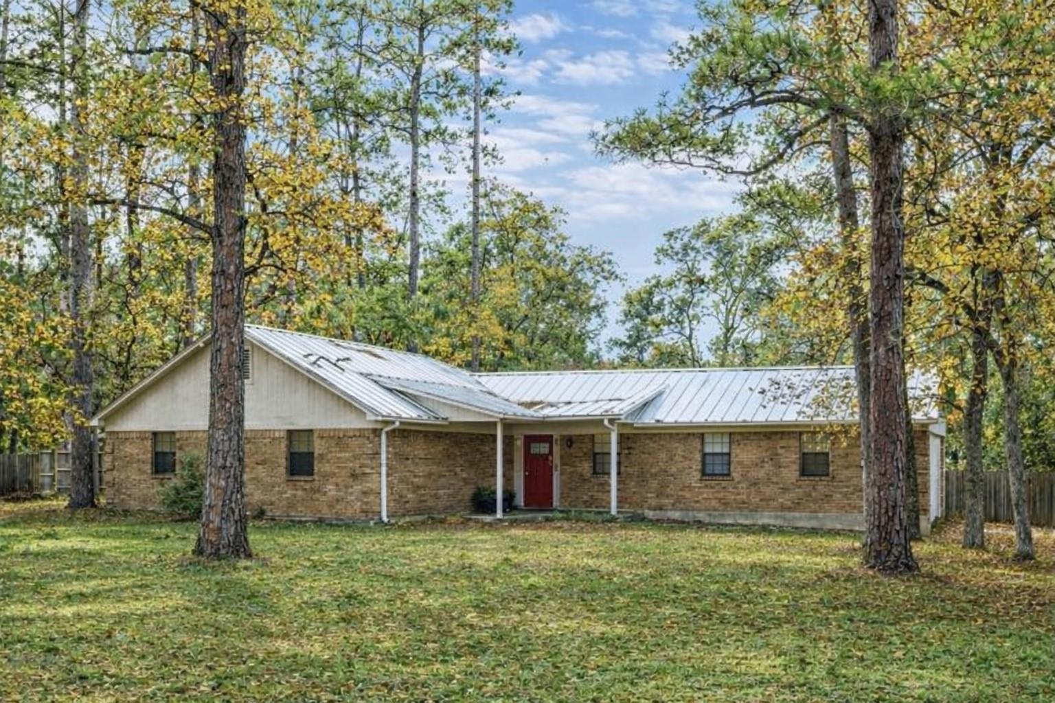 326 Pine View Loop, Bastrop, TX 78602