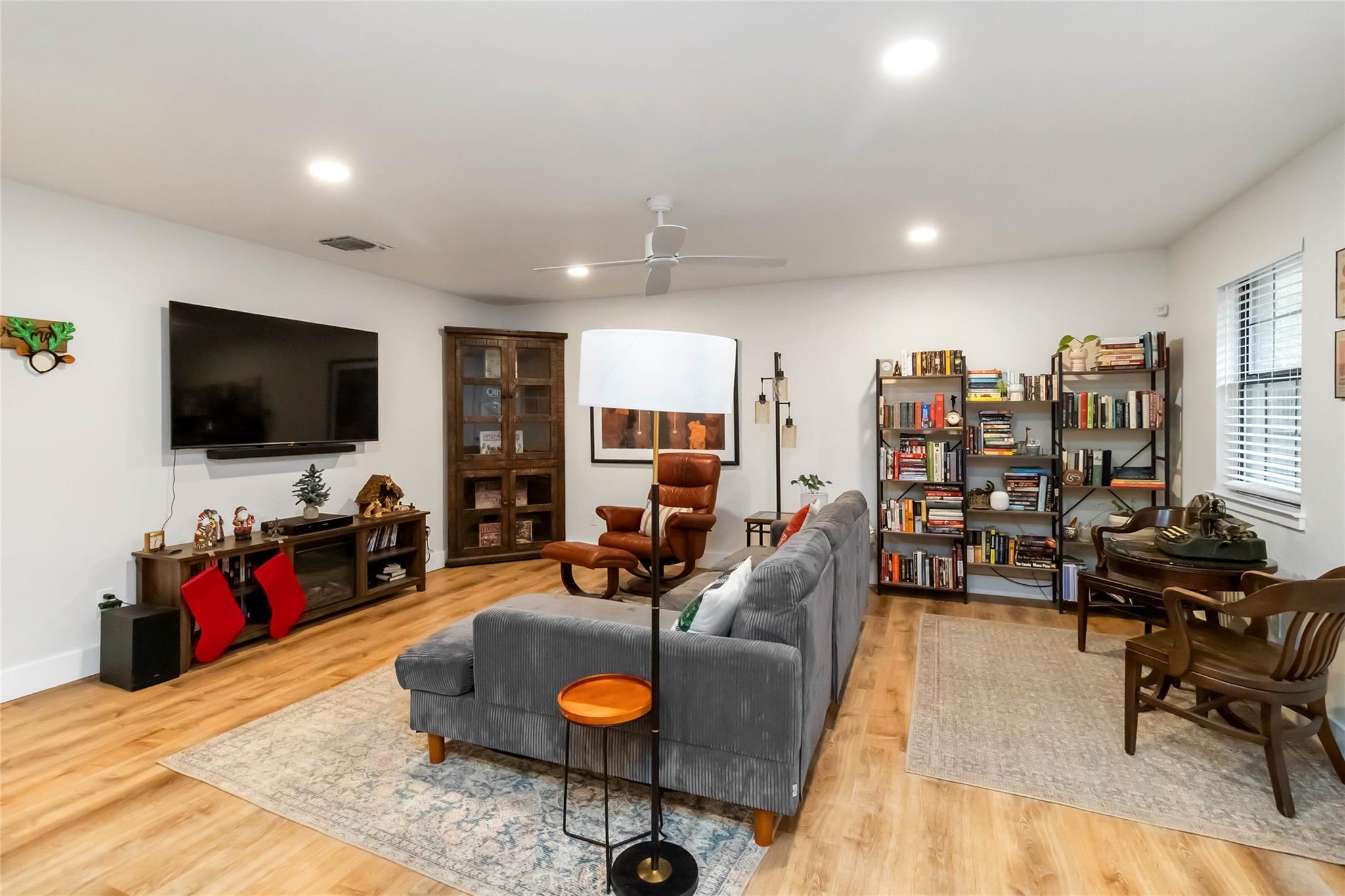 326 Pine View Loop, Bastrop, TX 78602