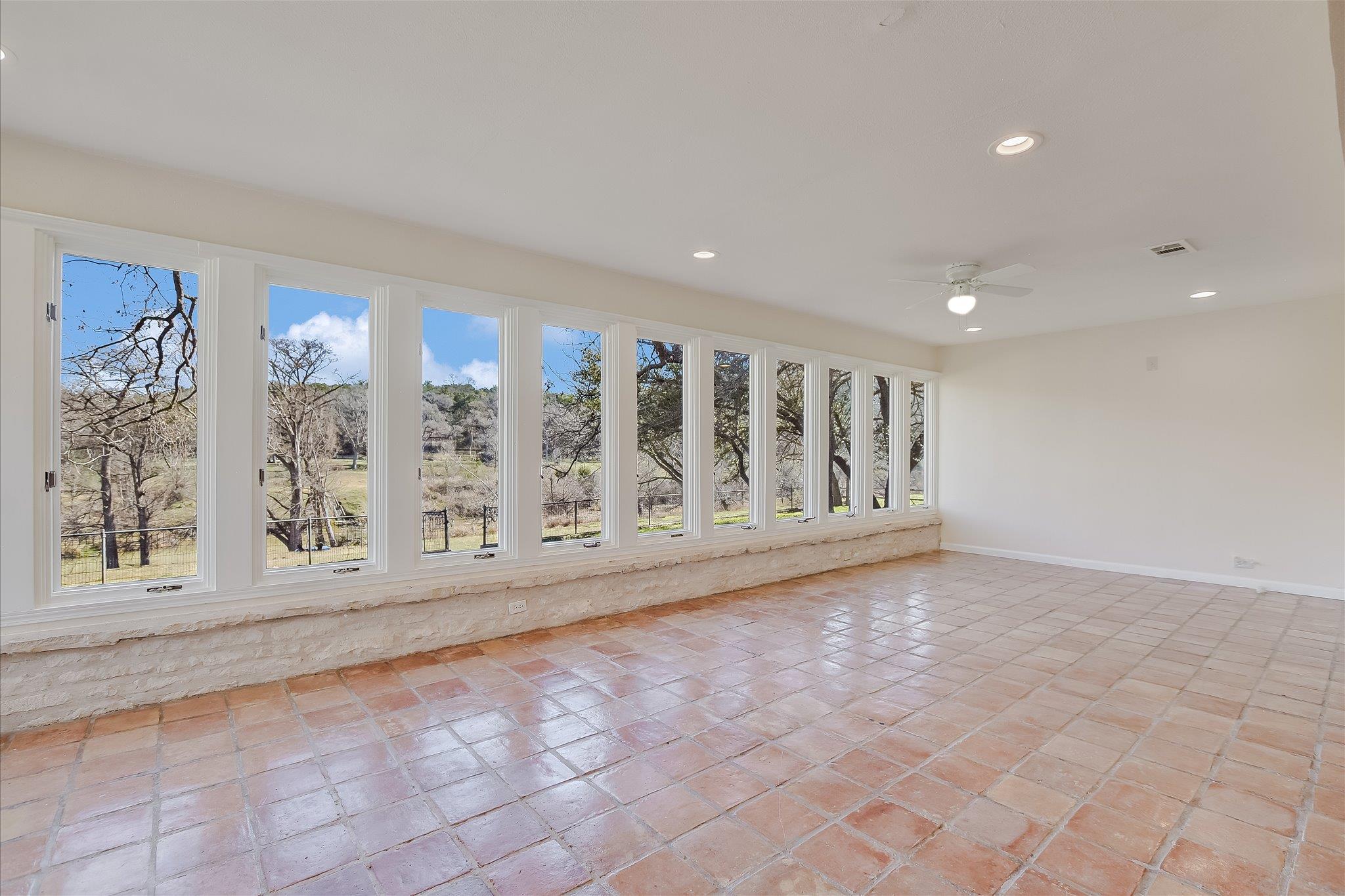 202 Lazy L Ln, Wimberley, TX 78676