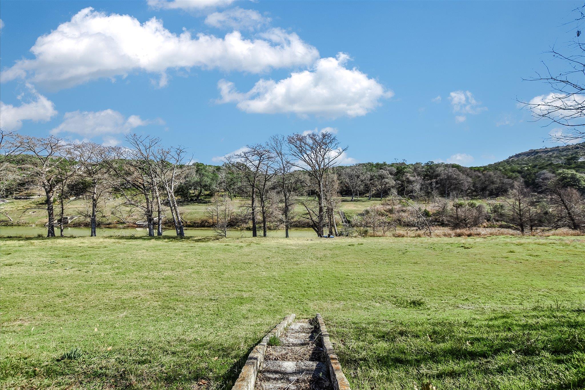 202 Lazy L Ln, Wimberley, TX 78676