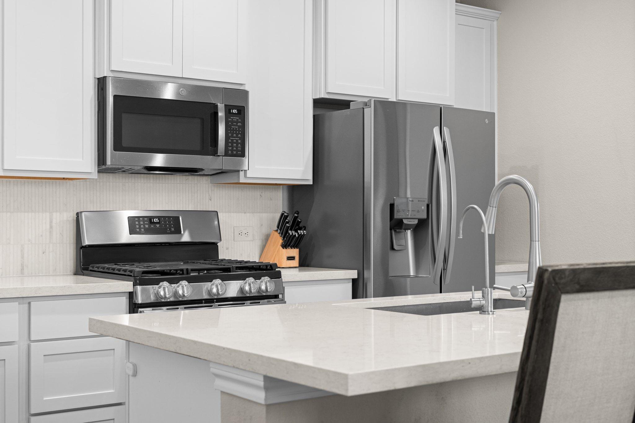 280 Pepperbark Loop, Buda, TX 78610