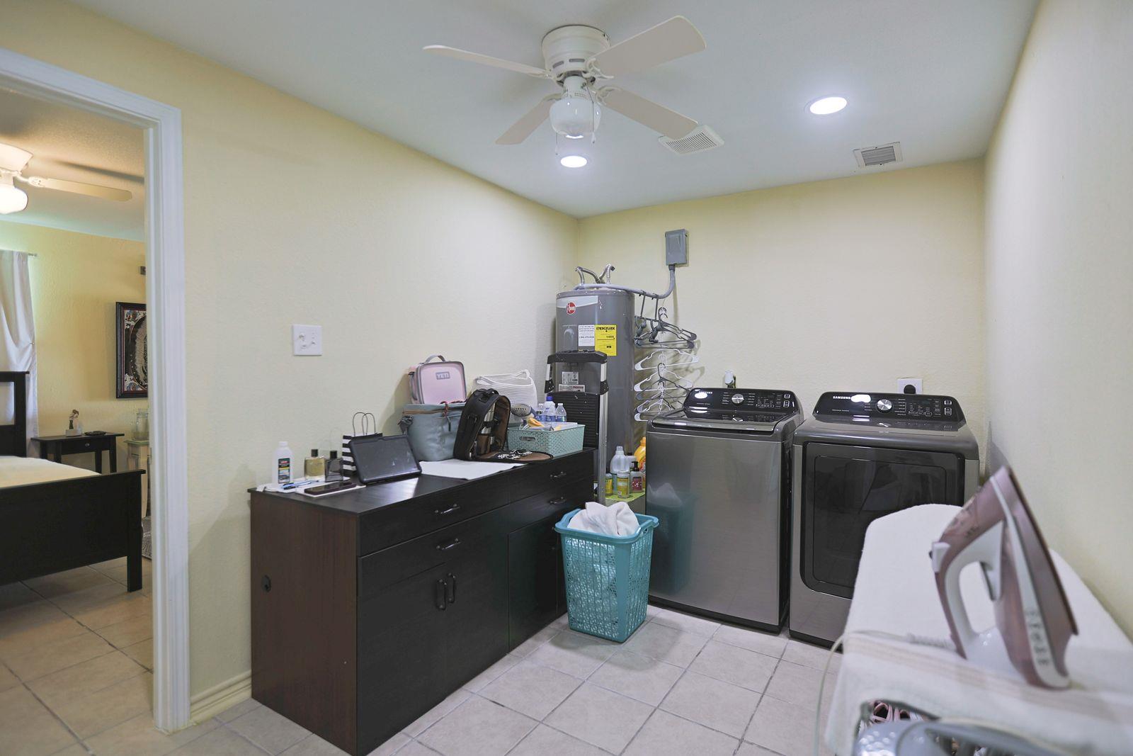 14512 FM 812, Del Valle, TX 78617