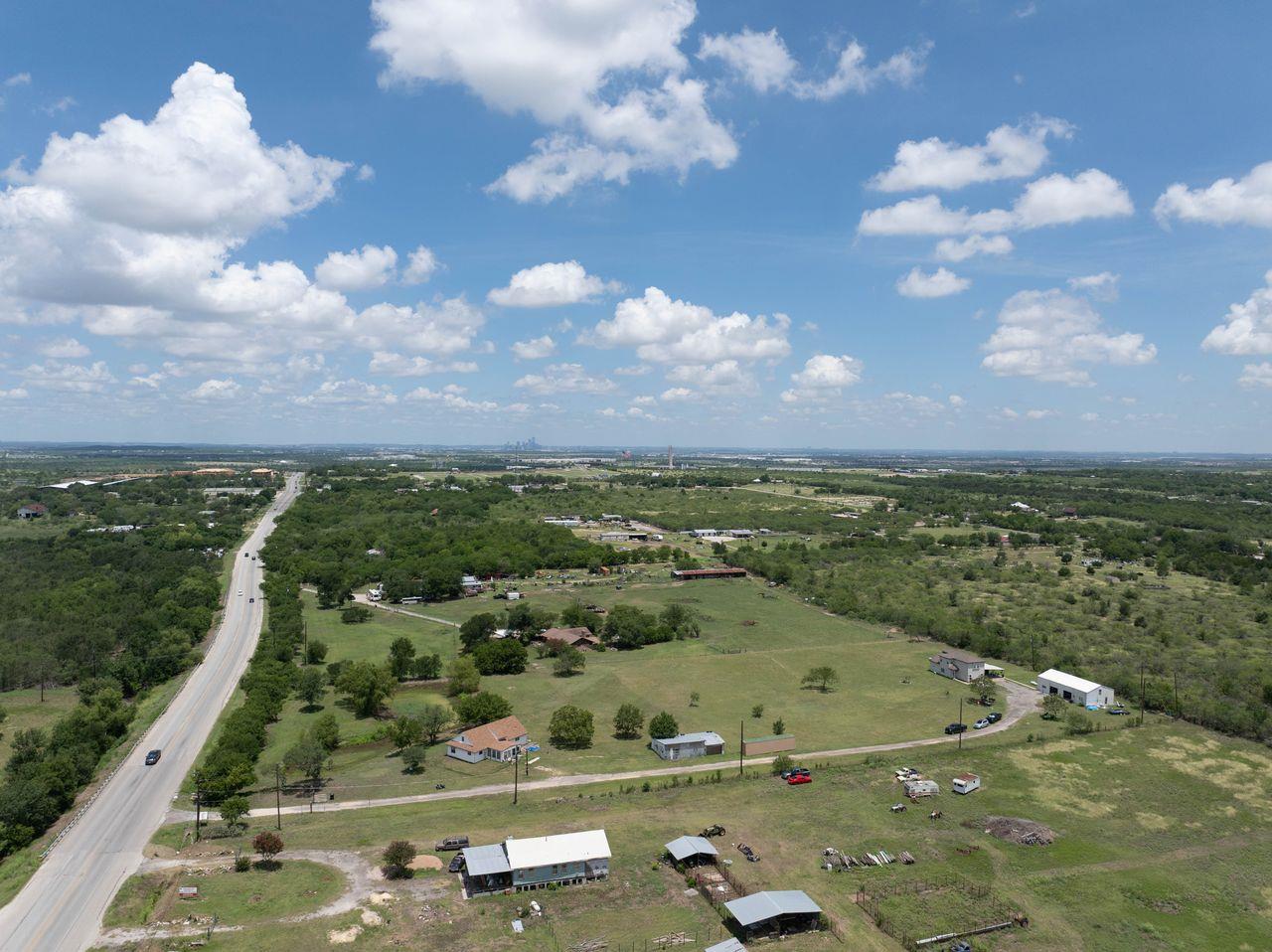 14512 FM 812, Del Valle, TX 78617