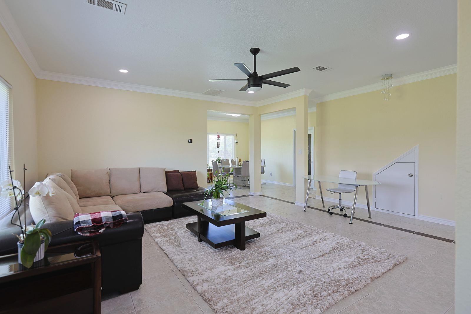 14512 FM 812, Del Valle, TX 78617