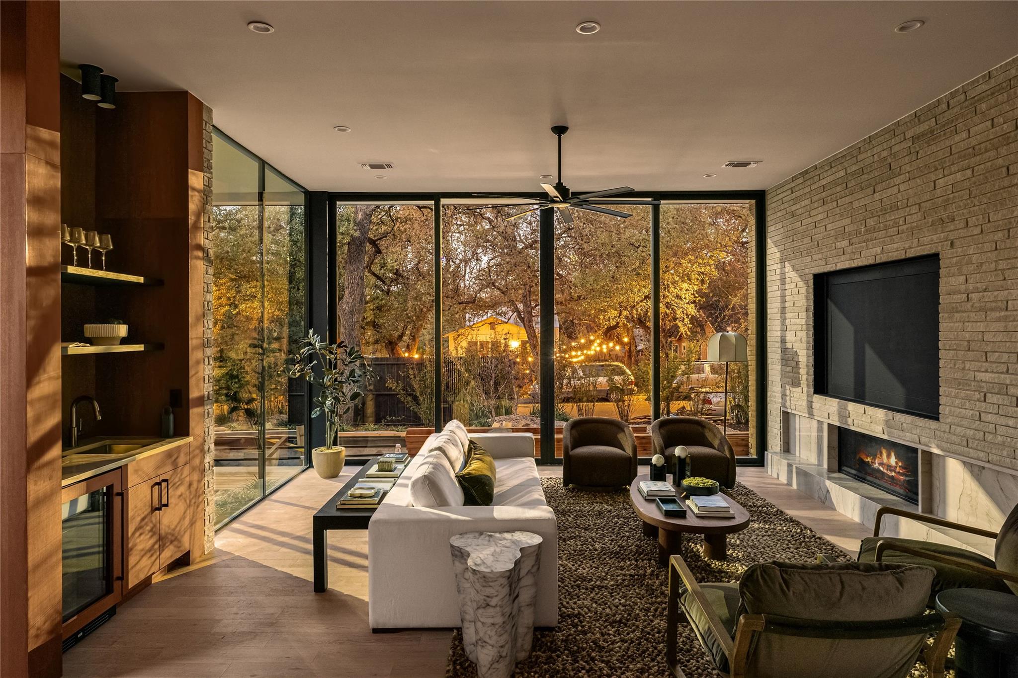 915 Columbus St, Austin, TX 78704