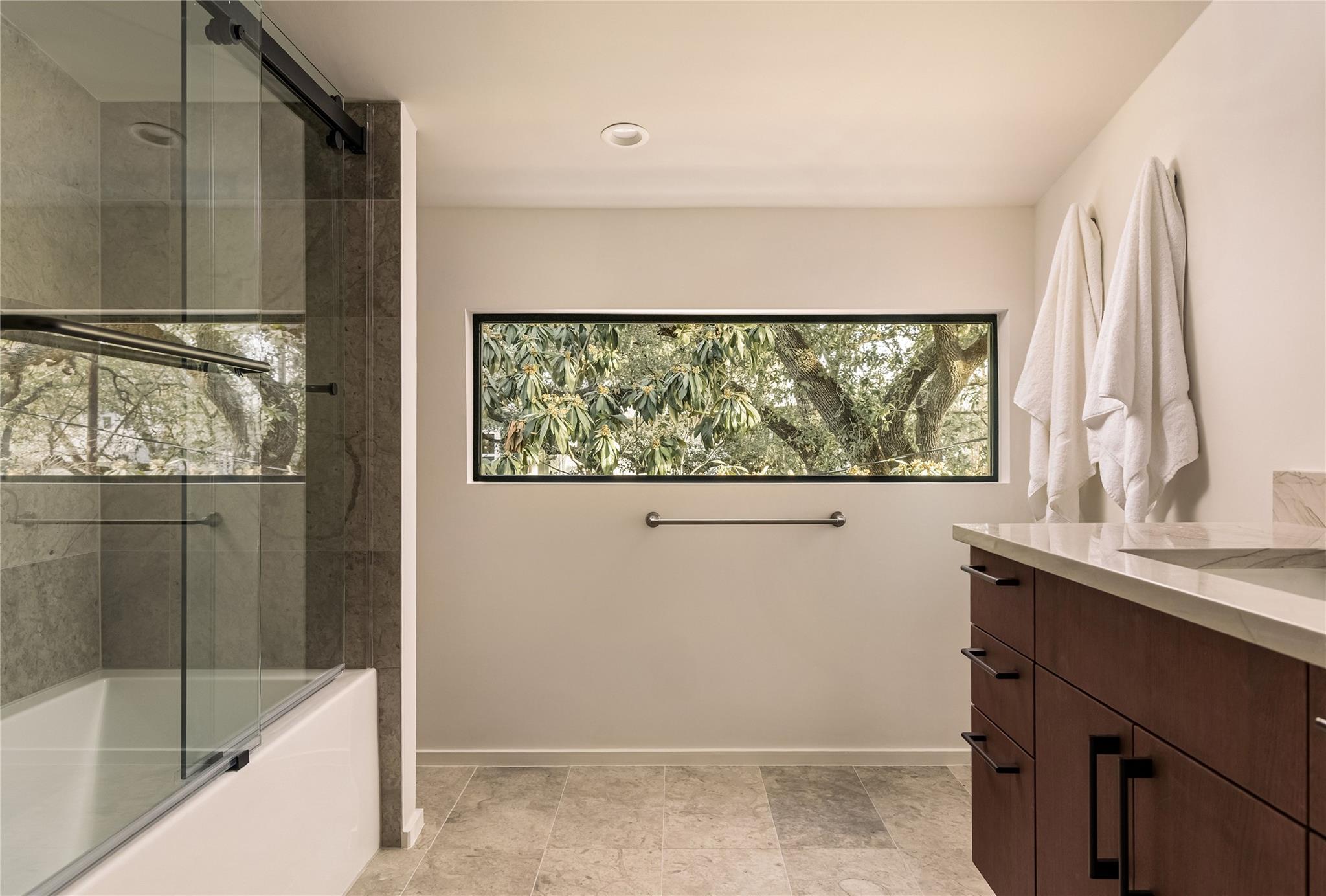 915 Columbus St, Austin, TX 78704