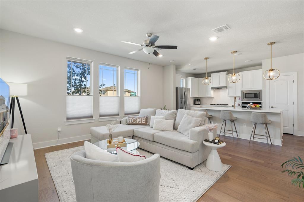 8419 Laughlin Ln, Austin, TX 78744