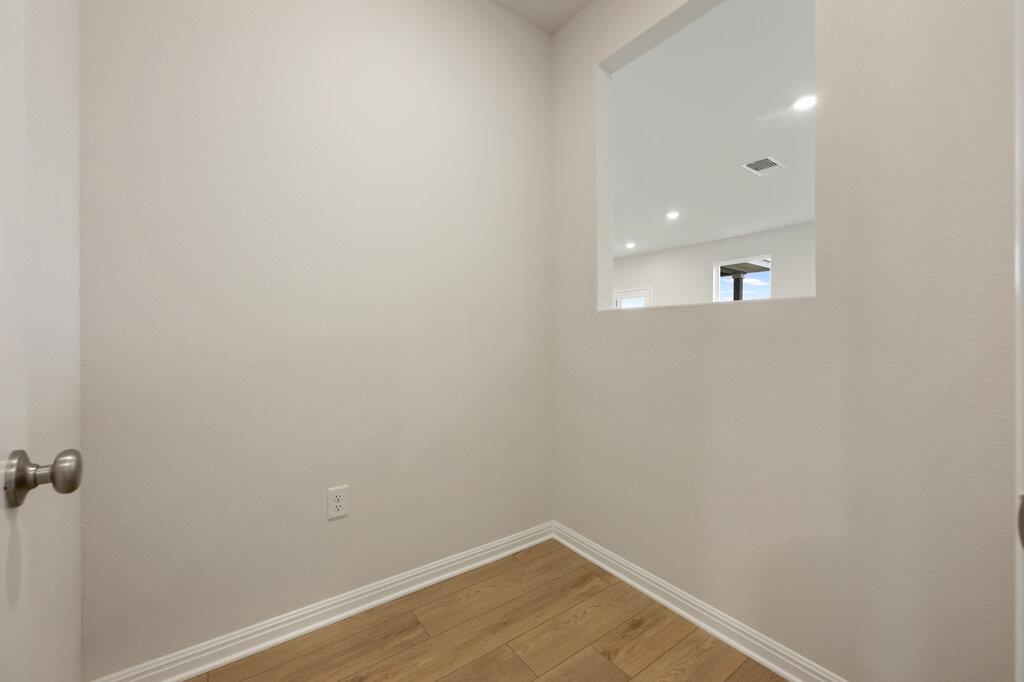 102 Palo Brea Loop, Hutto, TX 78634