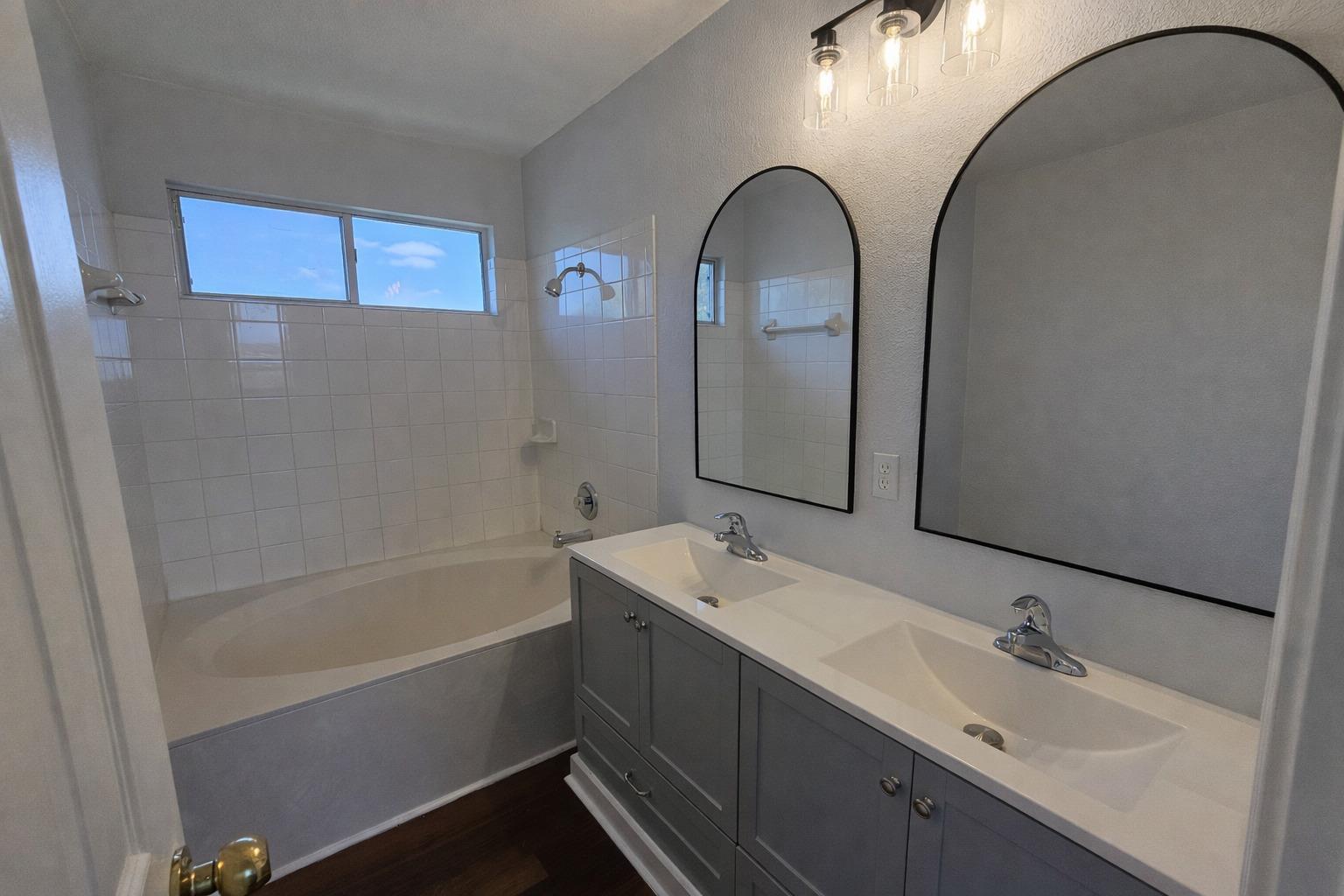 339 Liberty St, Hutto, TX 78634