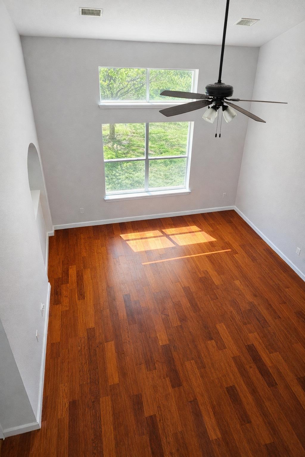 339 Liberty St, Hutto, TX 78634