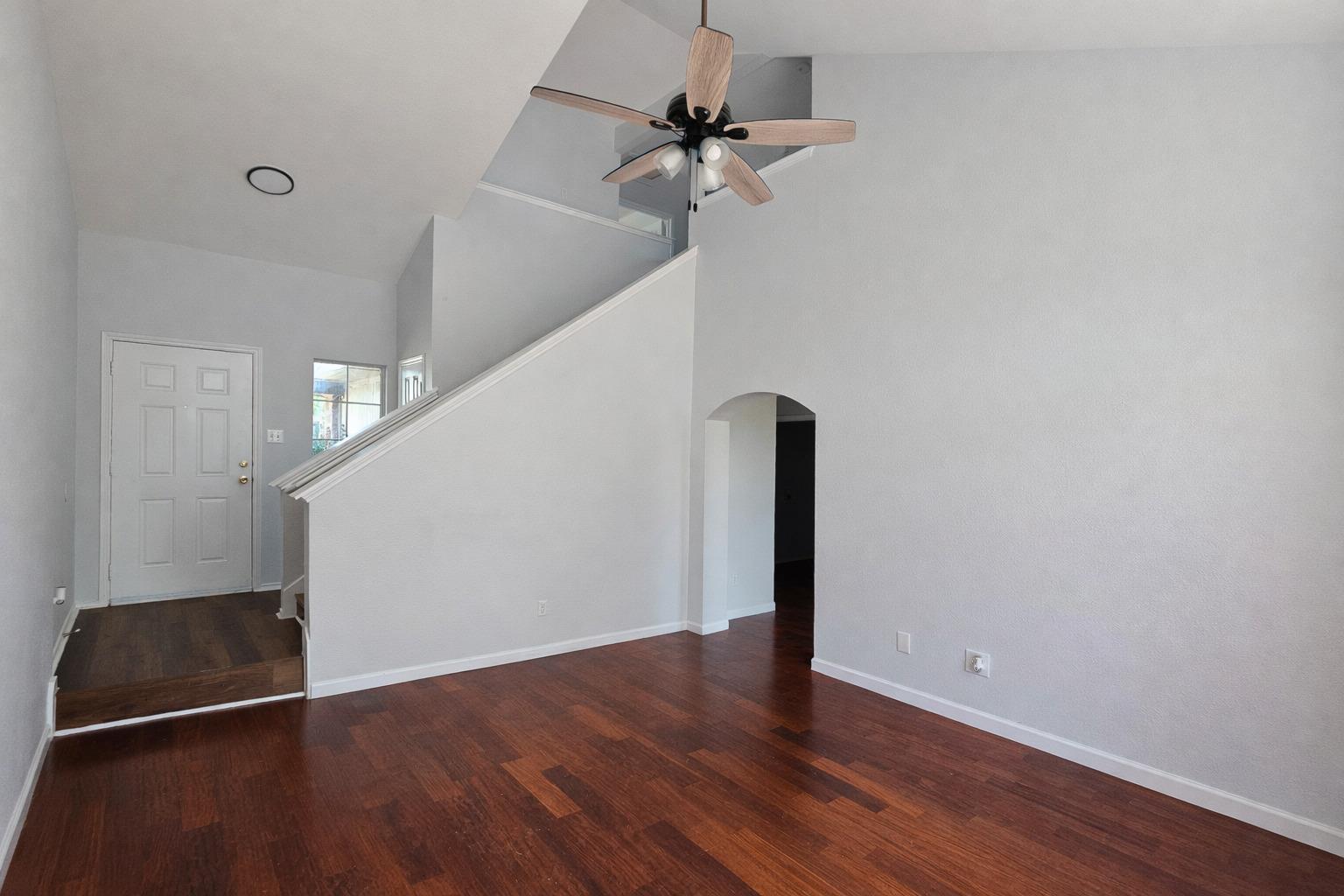 339 Liberty St, Hutto, TX 78634