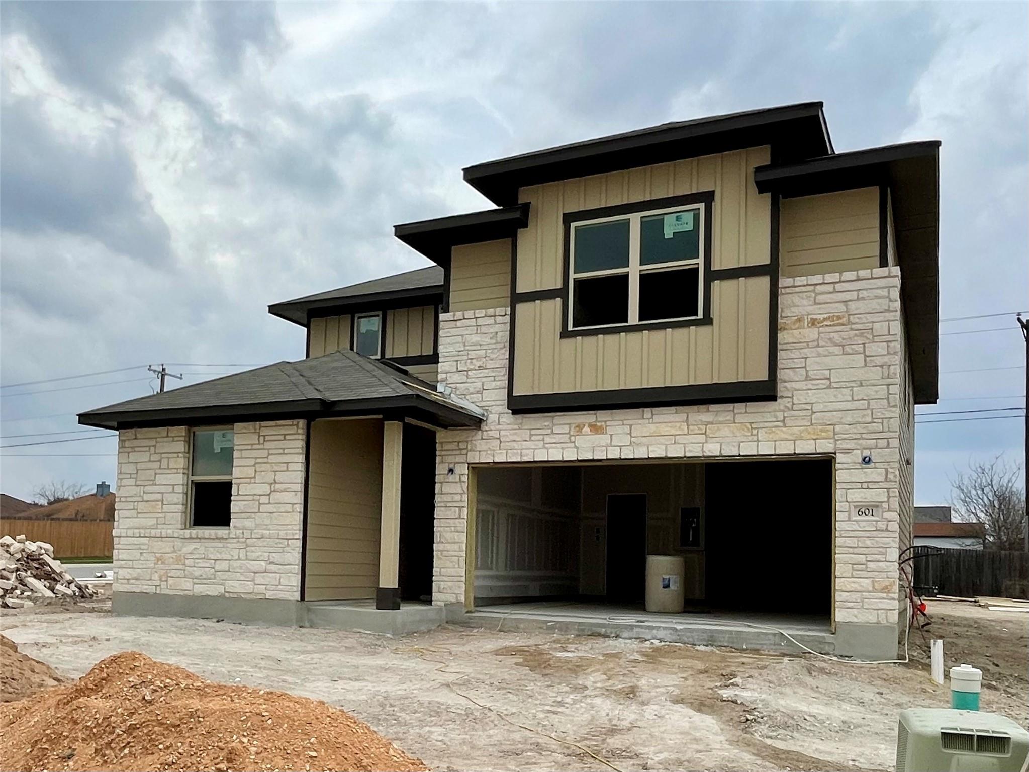 601 Palo Brea Loop, Hutto, TX 78634