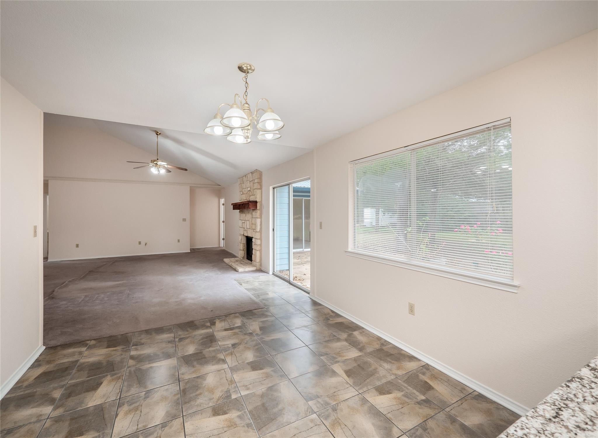 137 Blanket Flower Dr, Bastrop, TX 78602