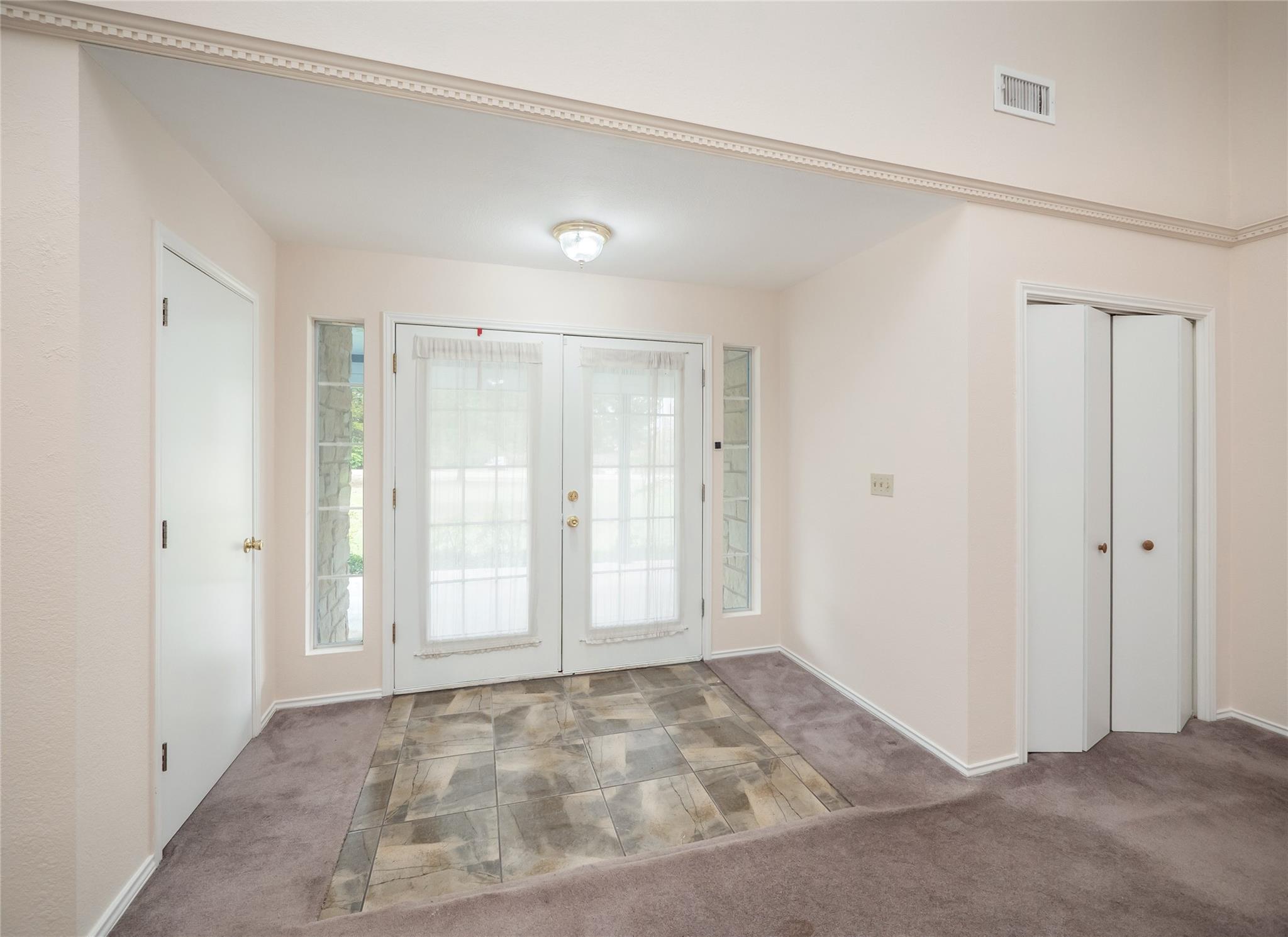 137 Blanket Flower Dr, Bastrop, TX 78602