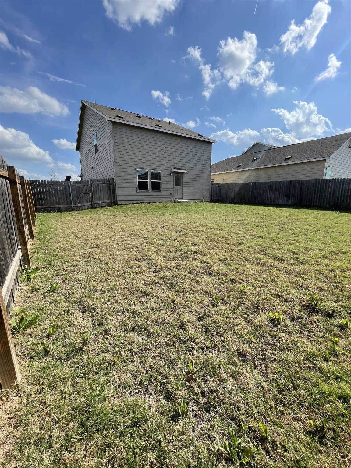 100 Tugboat Annie Way, Jarrell, TX 76537