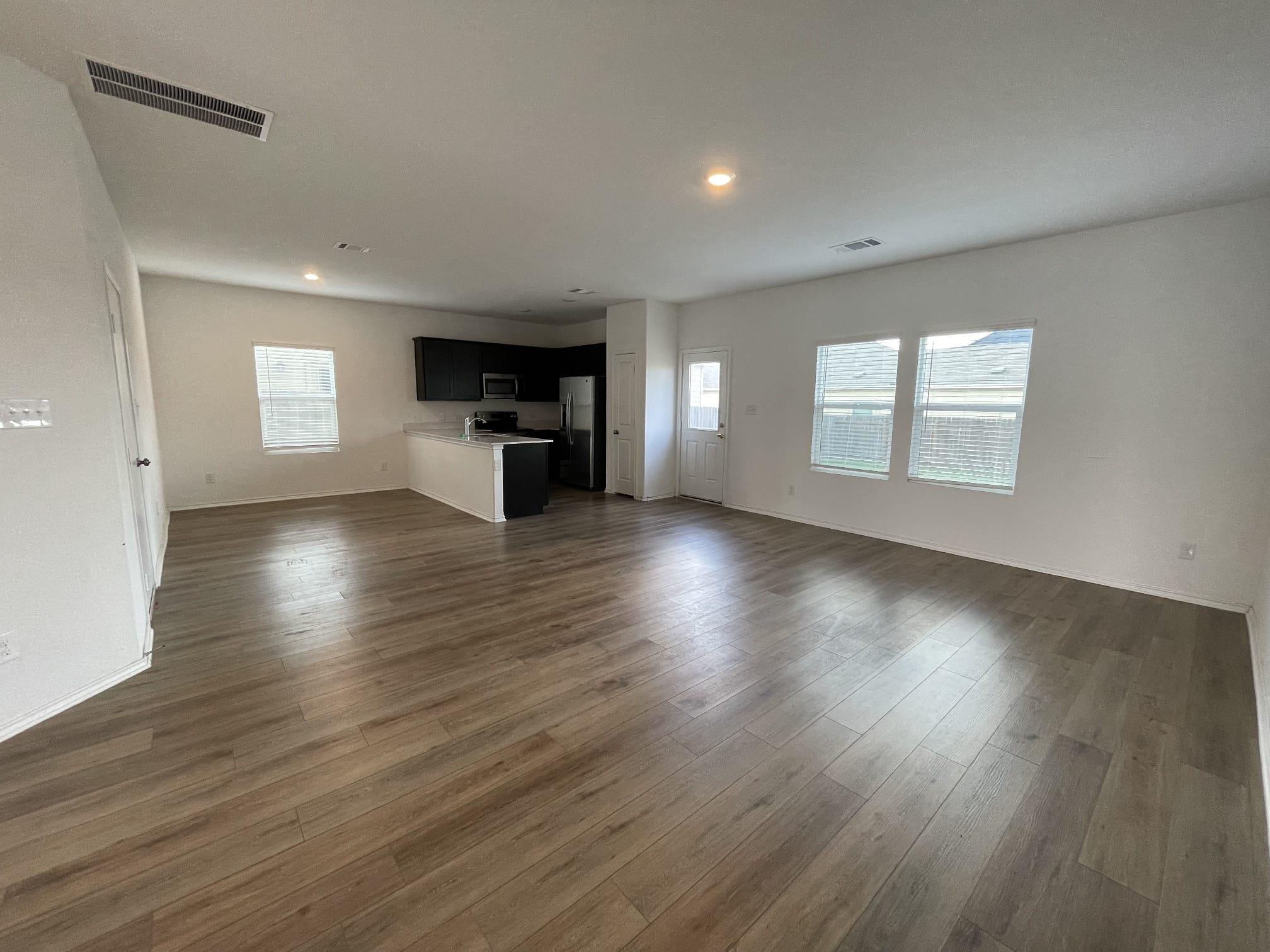 100 Tugboat Annie Way, Jarrell, TX 76537