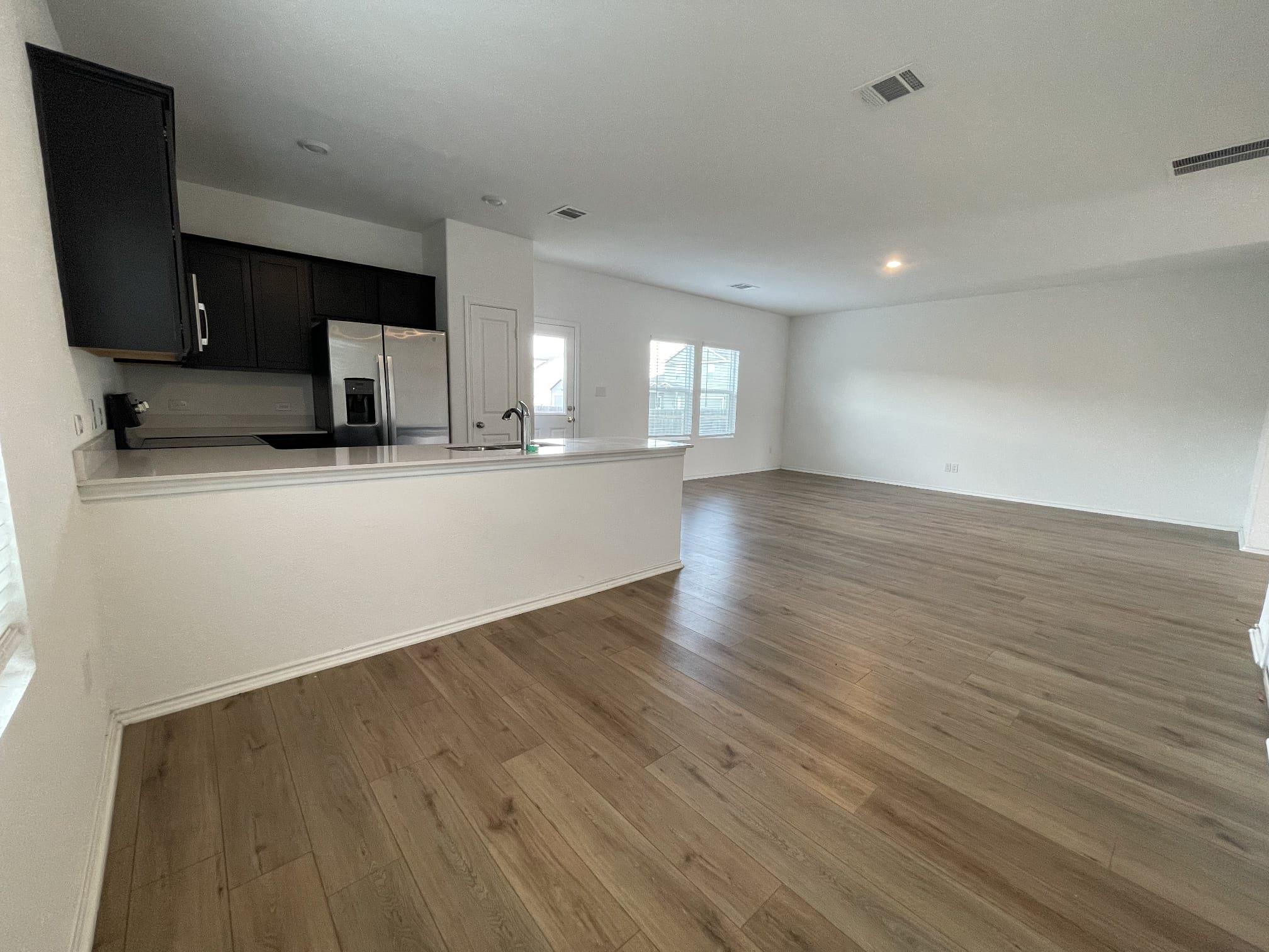 100 Tugboat Annie Way, Jarrell, TX 76537