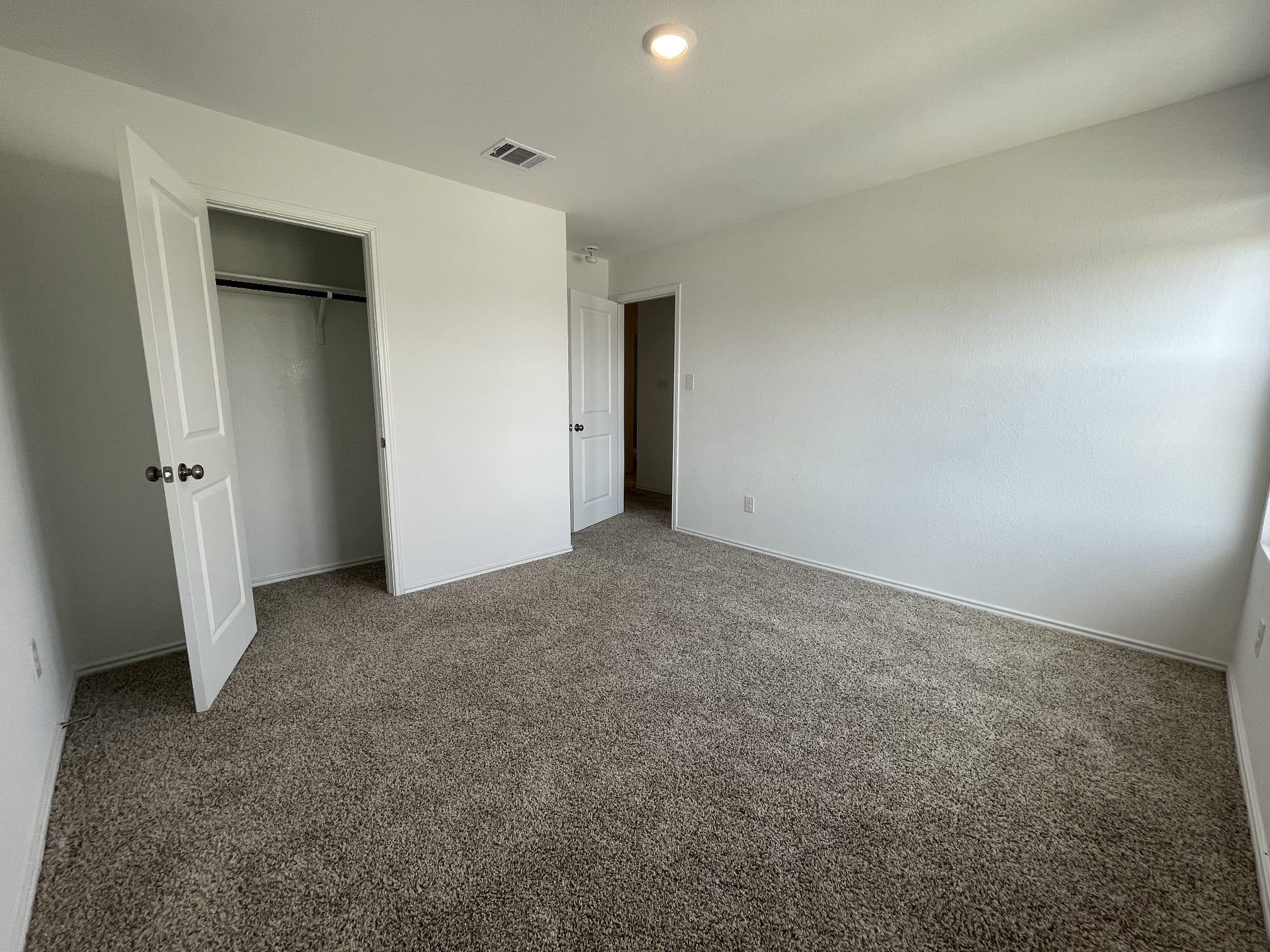 100 Tugboat Annie Way, Jarrell, TX 76537