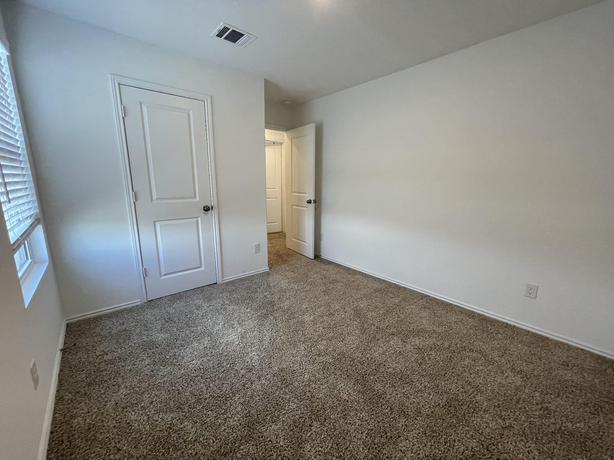 100 Tugboat Annie Way, Jarrell, TX 76537