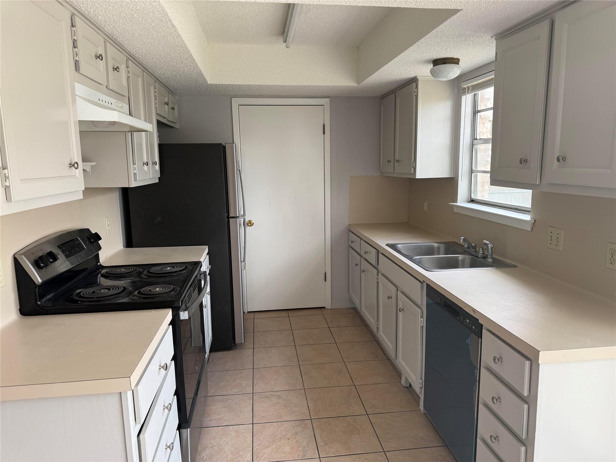 1402 Barbergale St # A, Pflugerville, TX 78660