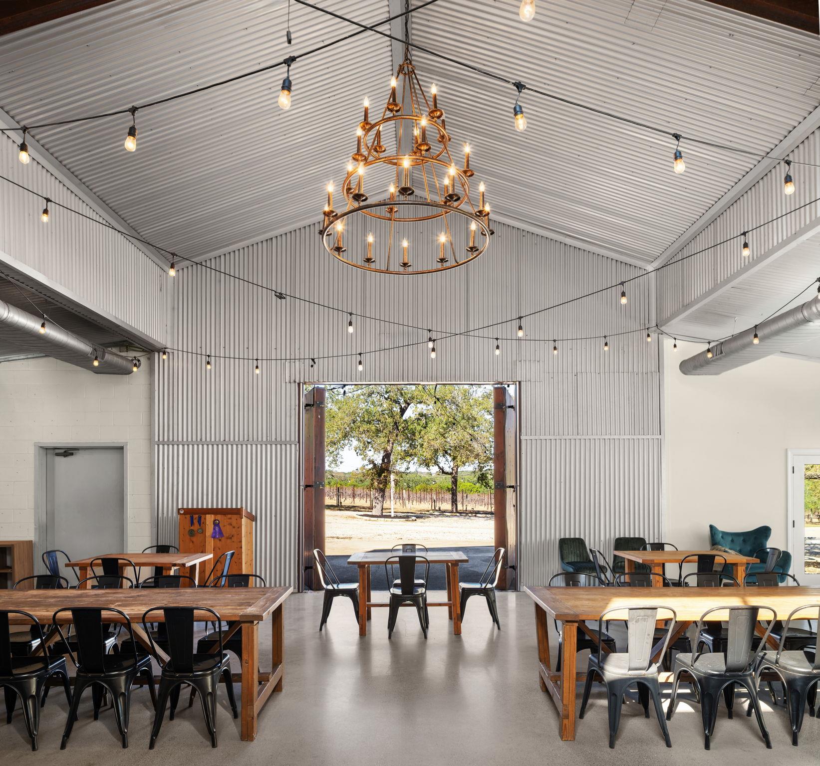 25711 Hamilton Pool Rd, Round Mountain, TX 78663