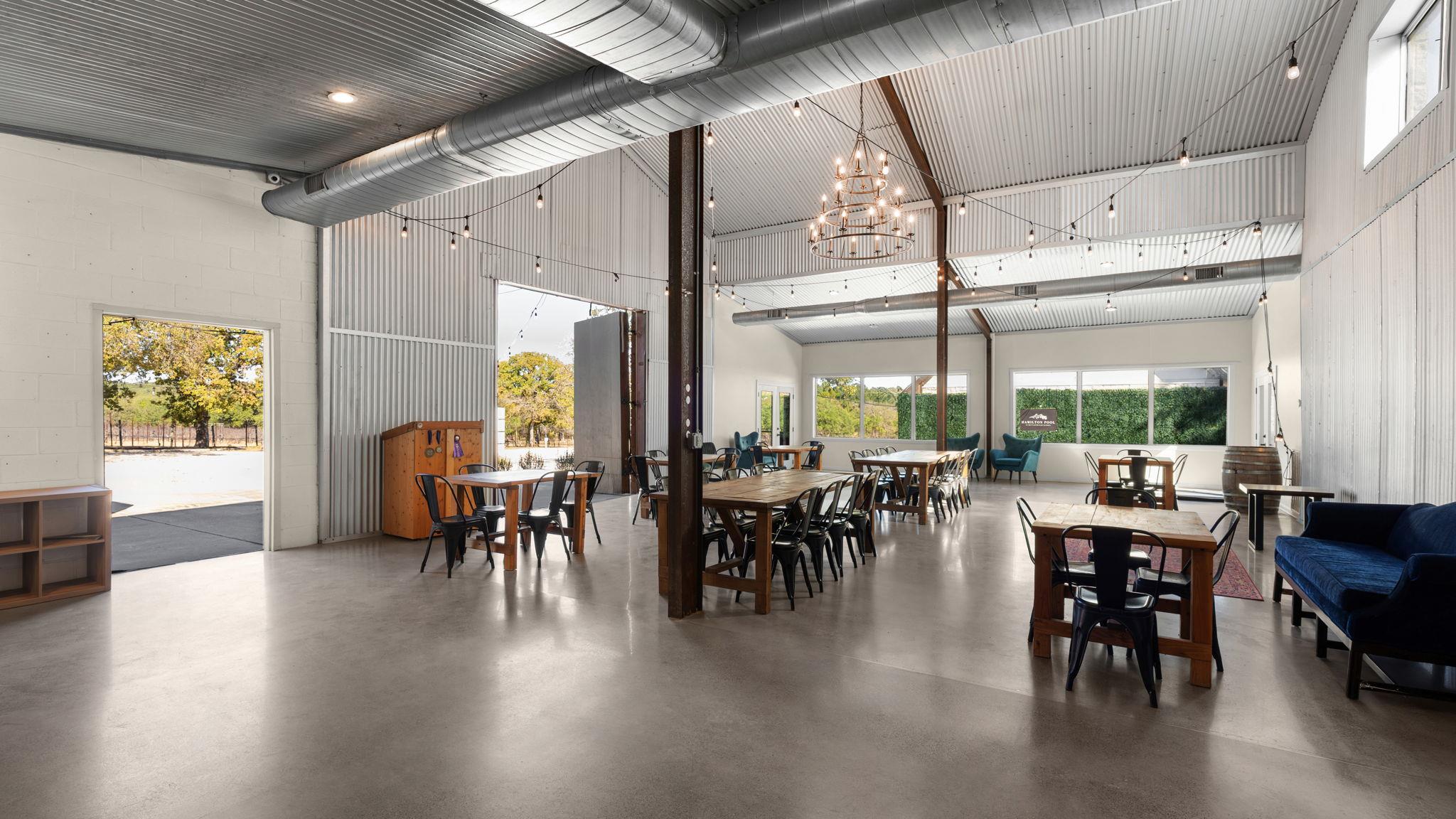 25711 Hamilton Pool Rd, Round Mountain, TX 78663