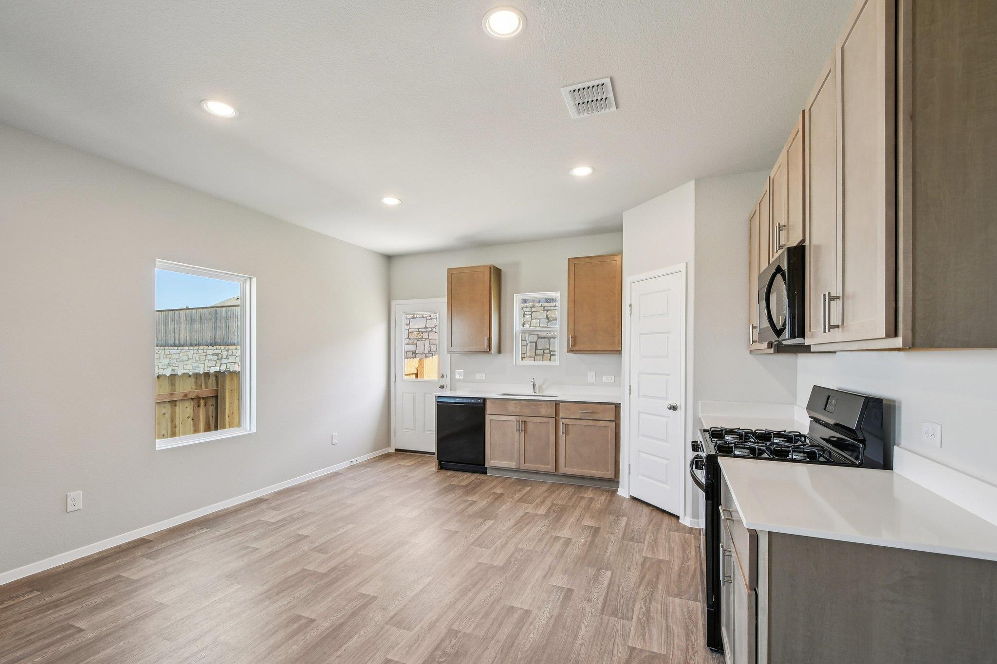 11913 Ellena Cv, Austin, TX 78747