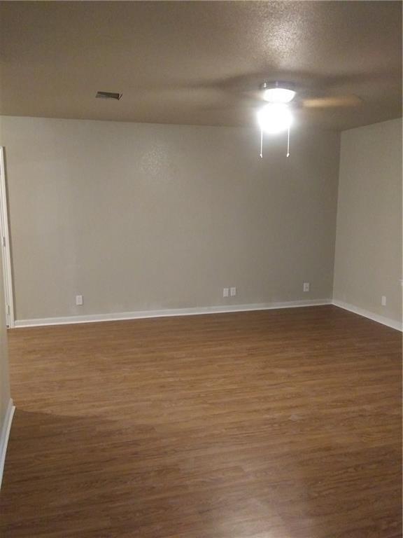 313 Ross St, Hutto, TX 78634