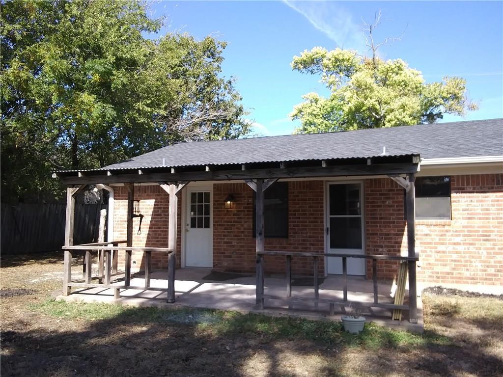 313 Ross St, Hutto, TX 78634